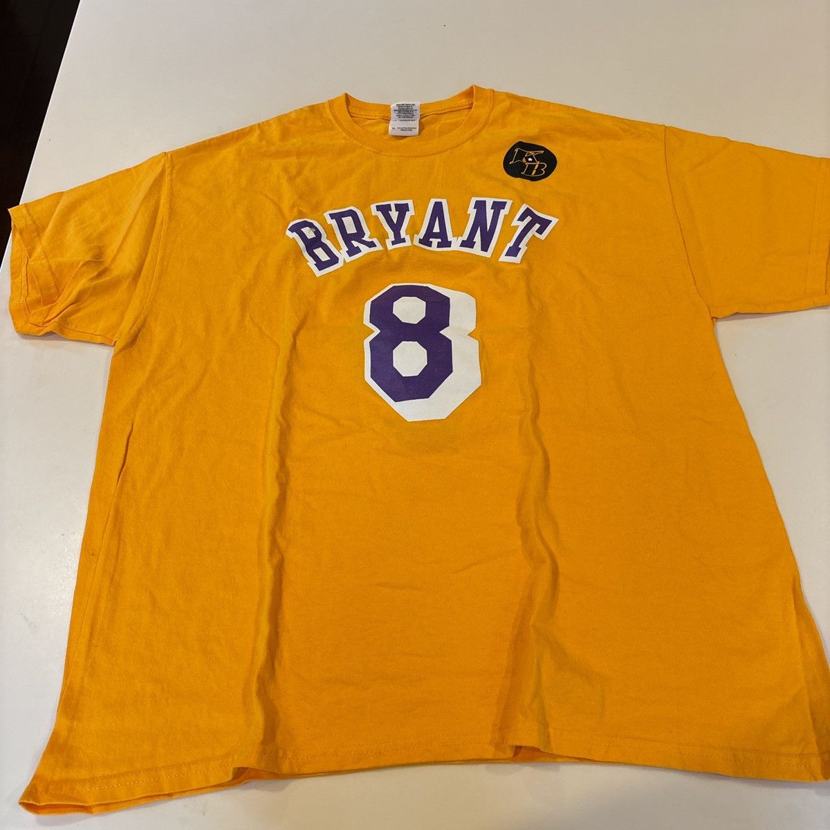 Gildan Original Commemorative Kobe Bryant shirt/jersey Size US XL / EU 56 / 4 - 1 Thumbnail