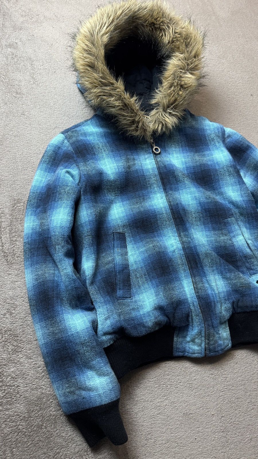 Japanese Brand Roxy Unisex Y2K faux fur hooded flannel jacket LGB Goa cdg Size US S / EU 44-46 / 1 - 4 Thumbnail