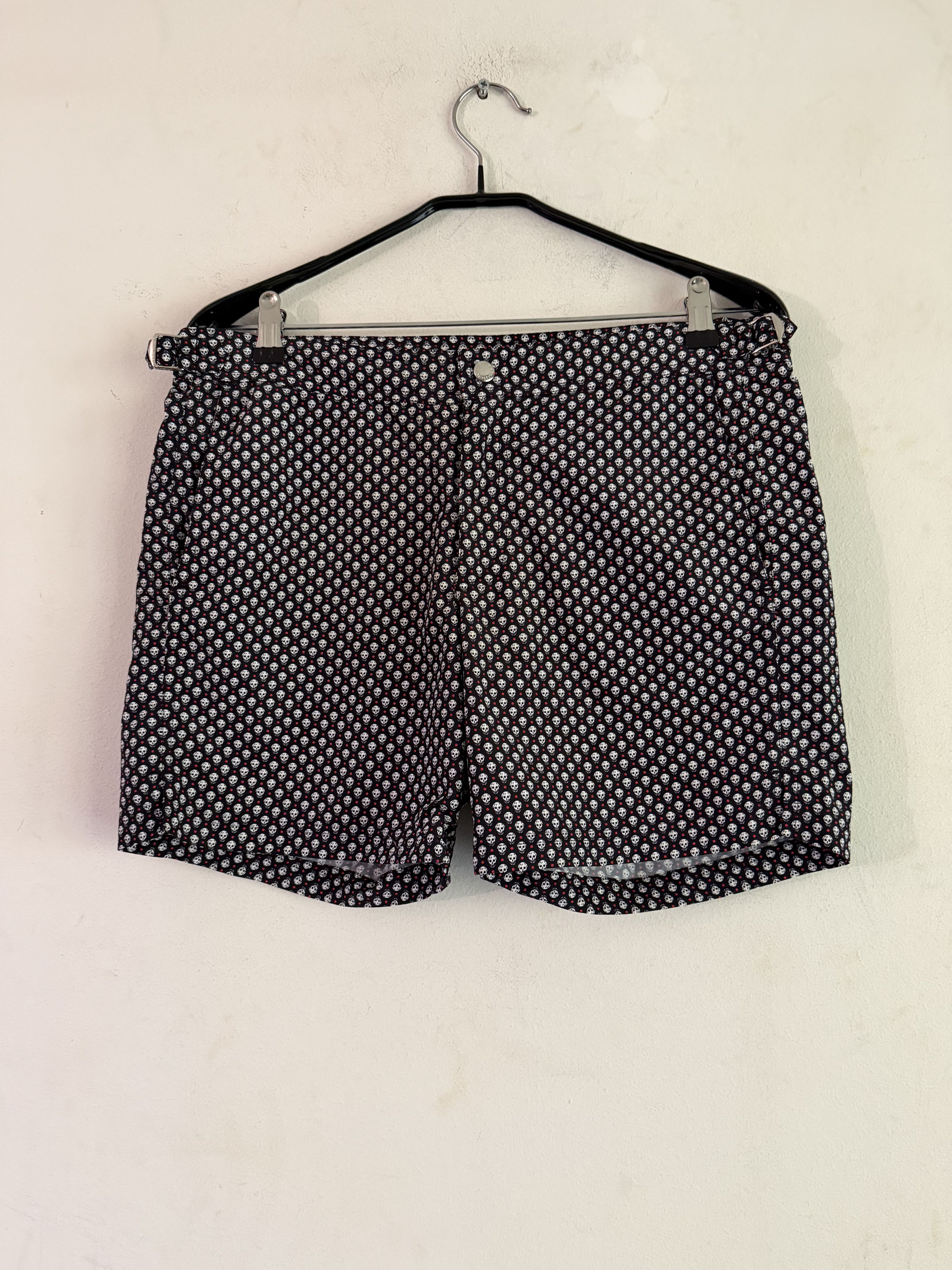 Alexander McQueen All Over Skull Swim Trunks Size US 32 / EU 48 - 2 Thumbnail