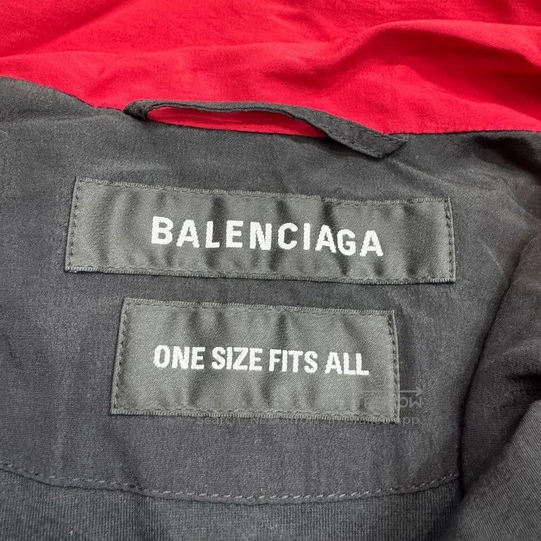 Balenciaga Balenciaga Black and red color-block school uniform jacket Size US S / EU 44-46 / 1 - 2 Thumbnail