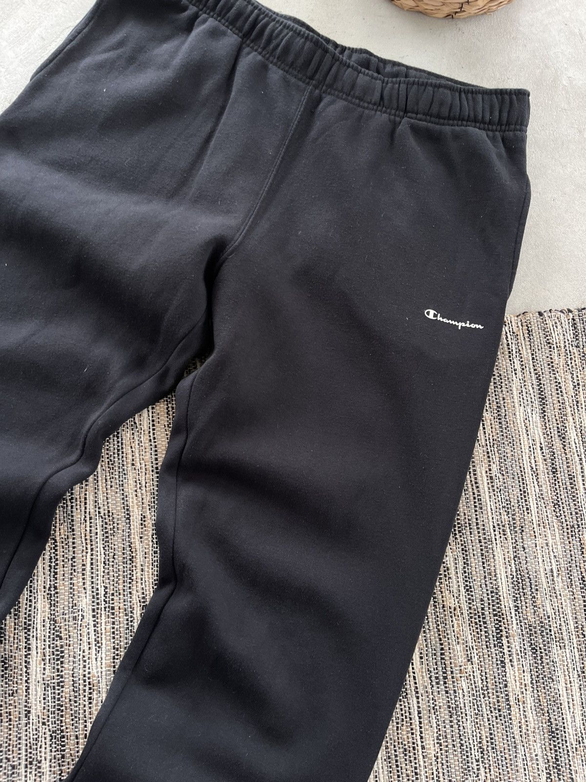 Champion Vintage Champion Fleece Track Pants Black Basic Sweatpants Size US 38 / EU 54 - 6 Thumbnail