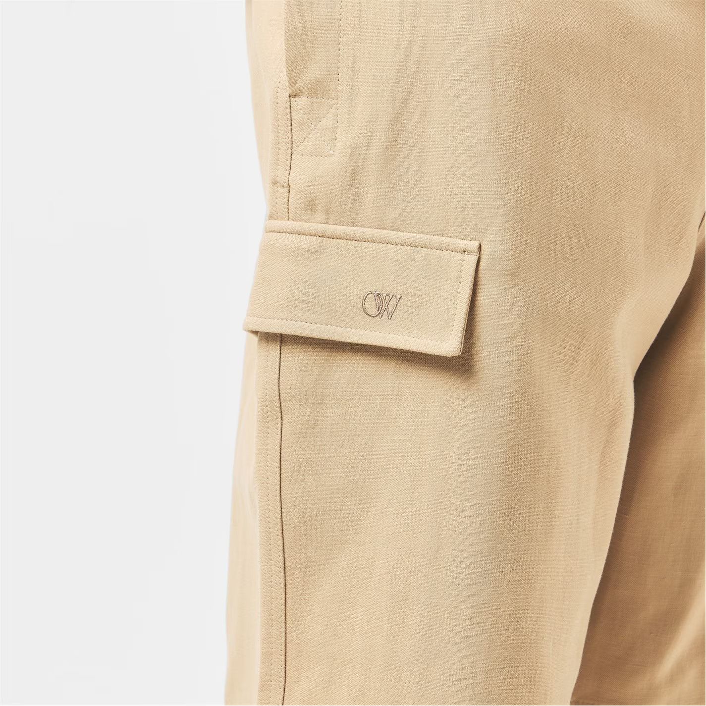 Off-White o1g2r1mq0326 Relaxed Fit Cargo Shorts in Sand Size US 28 / EU 44 - 5 Thumbnail