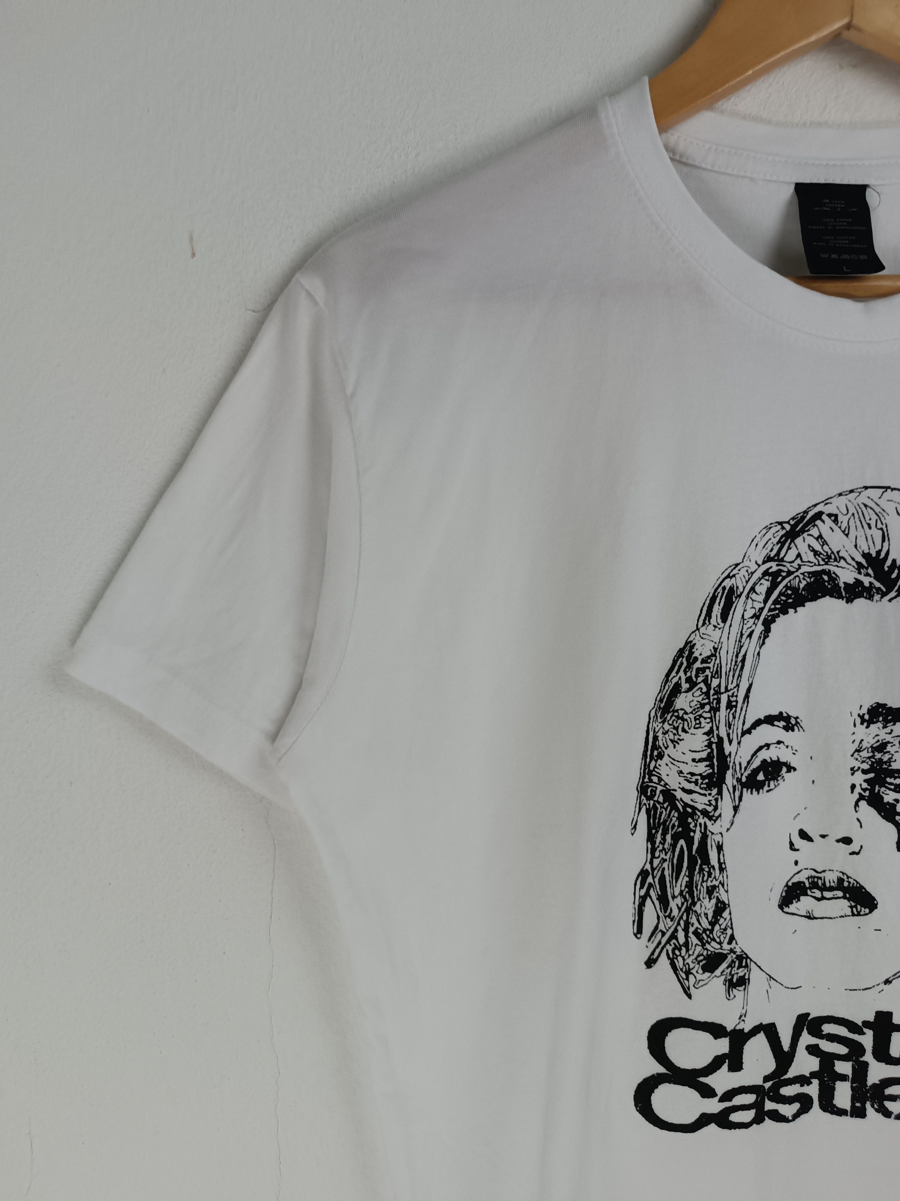 Band Tees VINTAGE CRYSTAL CASTLES MADONNA TEE ALICE ELECTRO PUNK Size US L / EU 52-54 / 3 - 6 Thumbnail