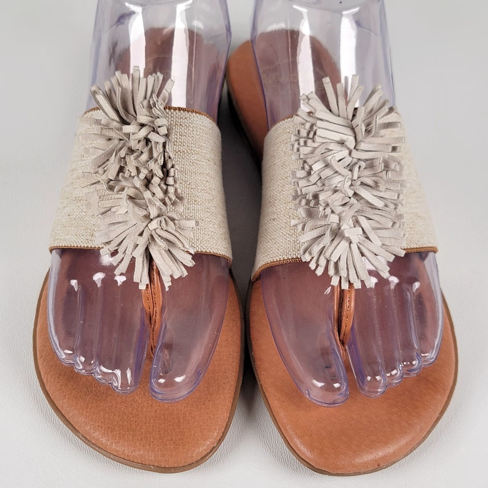 Vintage ANDRE ASSOUS Beige Slide Sandals Women’s 7M Slip On Flat Heel Beige Slide Sandals Women’s 7M Size US 7 / IT 37 - 2 Thumbnail