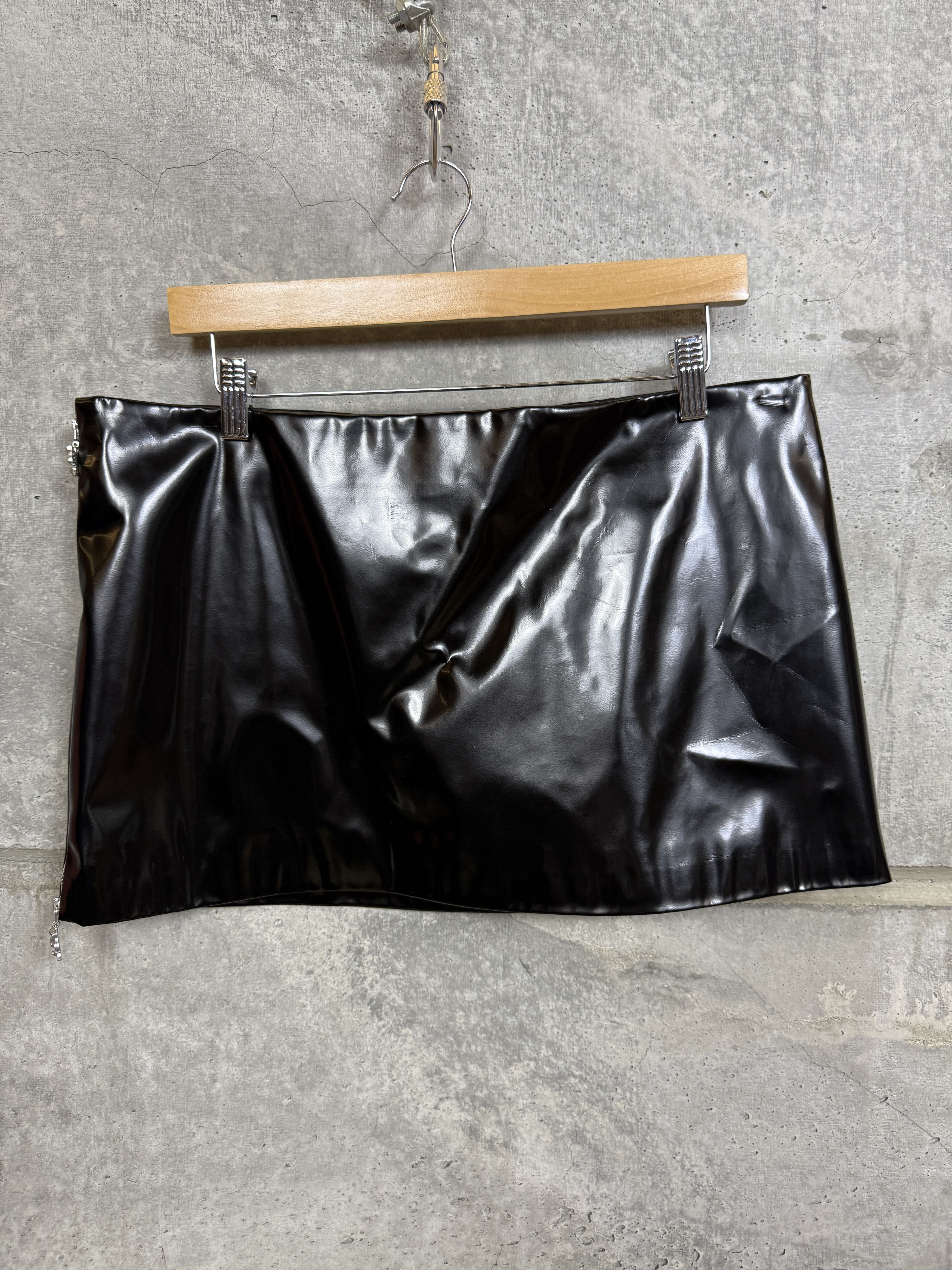 Acne Studios $450 Acne Studios Zip Mini Skirt Size 30" / US 8 / IT 44 - 6 Thumbnail