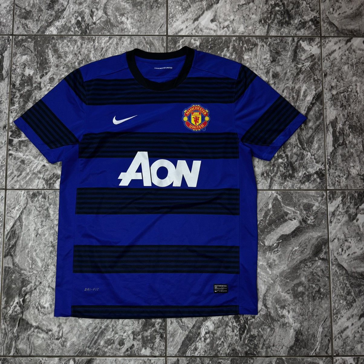 Nike Nike 2011-13 MANCHESTER UNITED SHIRT Size US L / EU 52-54 / 3 - 2 Thumbnail