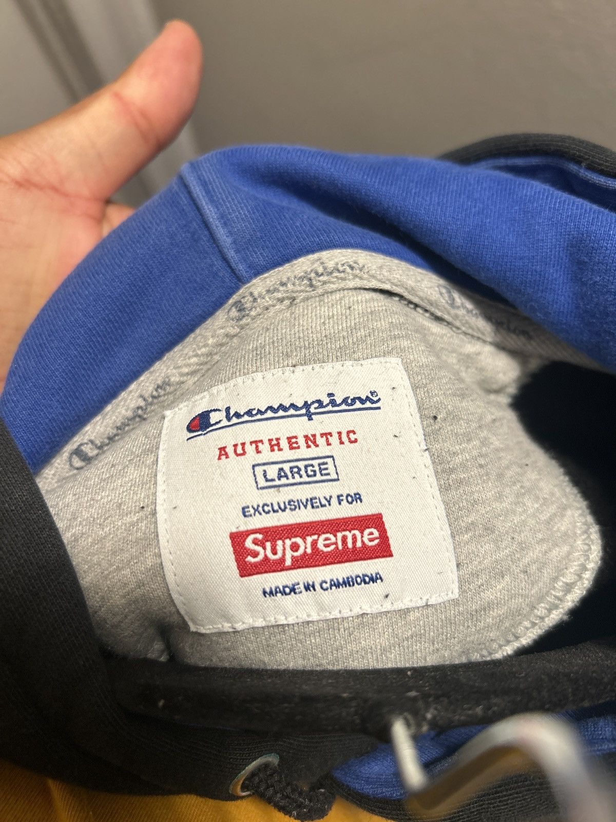 Champion × Supreme Supreme Champion Hoodie Size US L / EU 52-54 / 3 - 5 Thumbnail