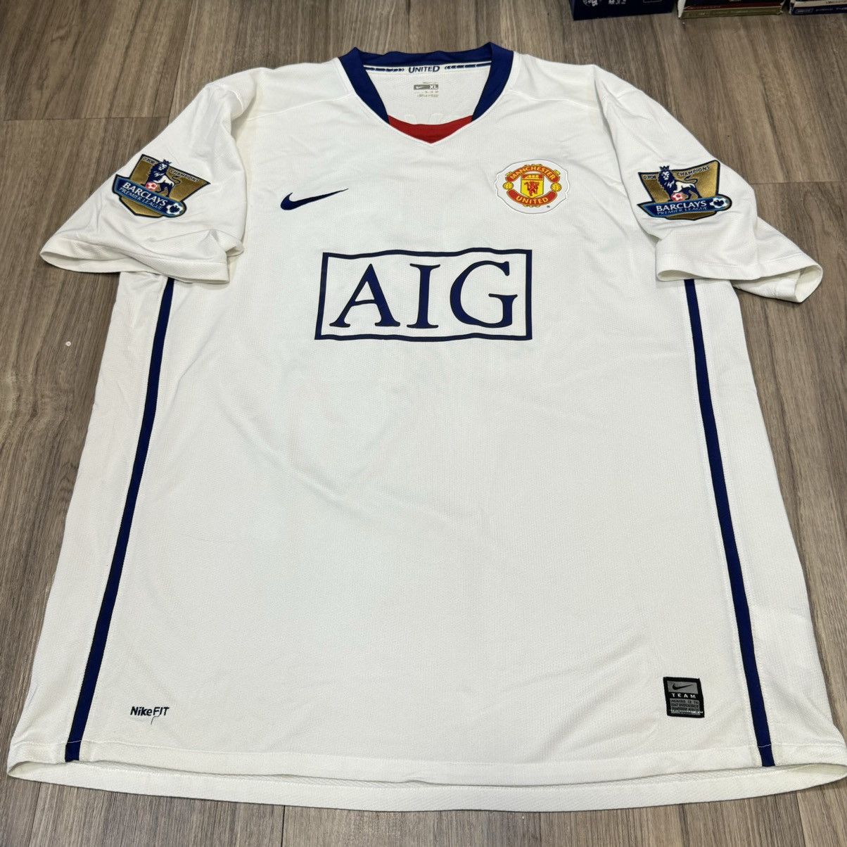 Other Manchester United 08/09 away shirt #32 Tevez Size US XL / EU 56 / 4 - 1 Thumbnail