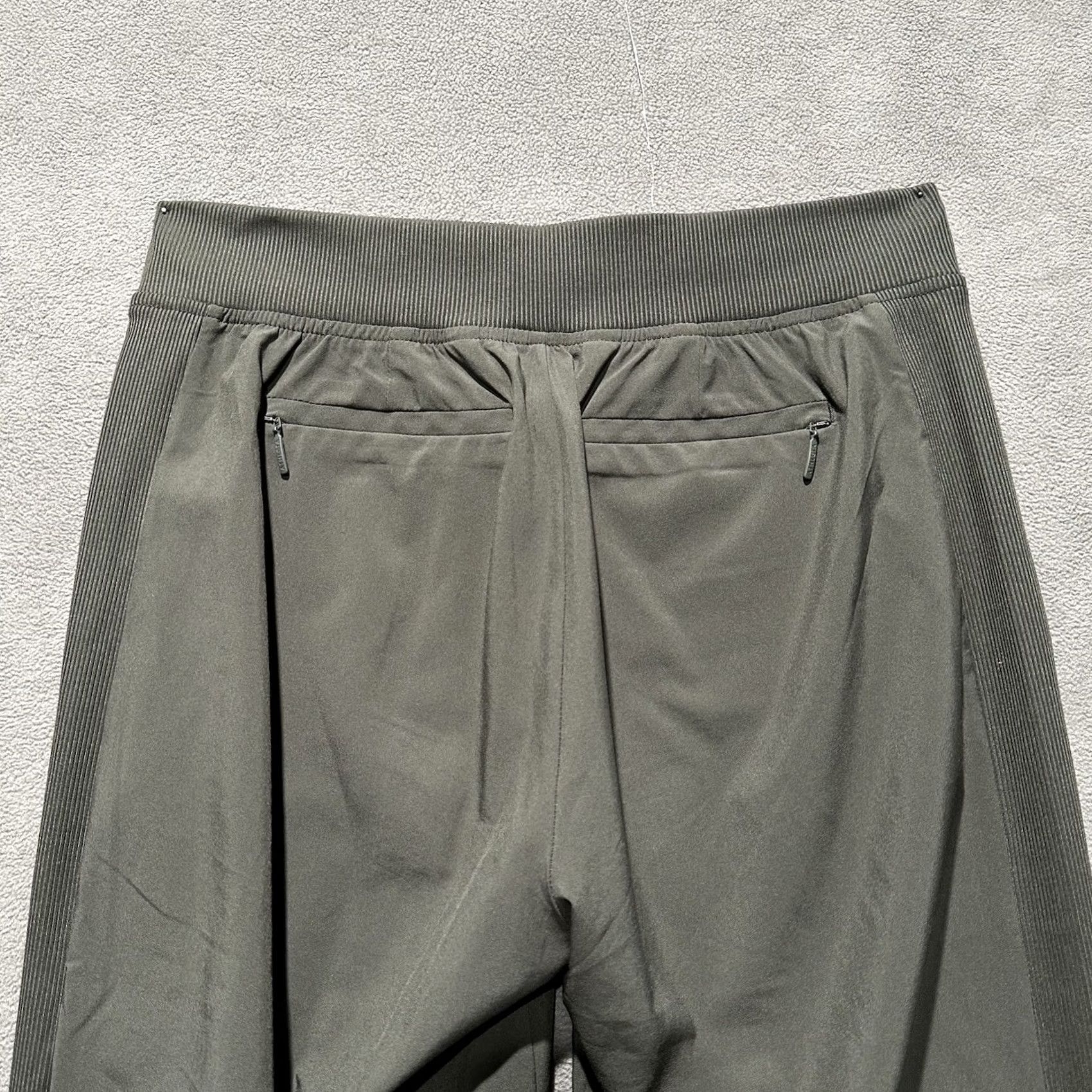 Athleta Athleta Brooklyn Ankle Pants Womens 0 Olive Green Casual Travel Size 25" / US 0 / IT 36 - 4 Thumbnail