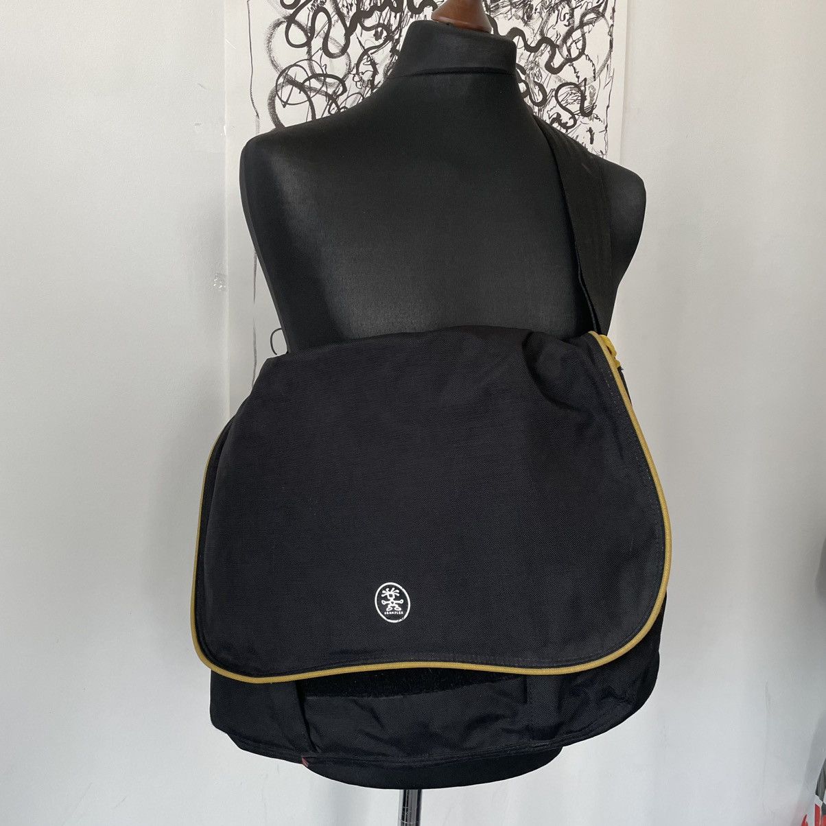 Crumpler × Japanese Brand 🔥HYPE🔥Crumpler Silver Dig Messenger Bag Black XL size Size ONE SIZE - 3 Thumbnail
