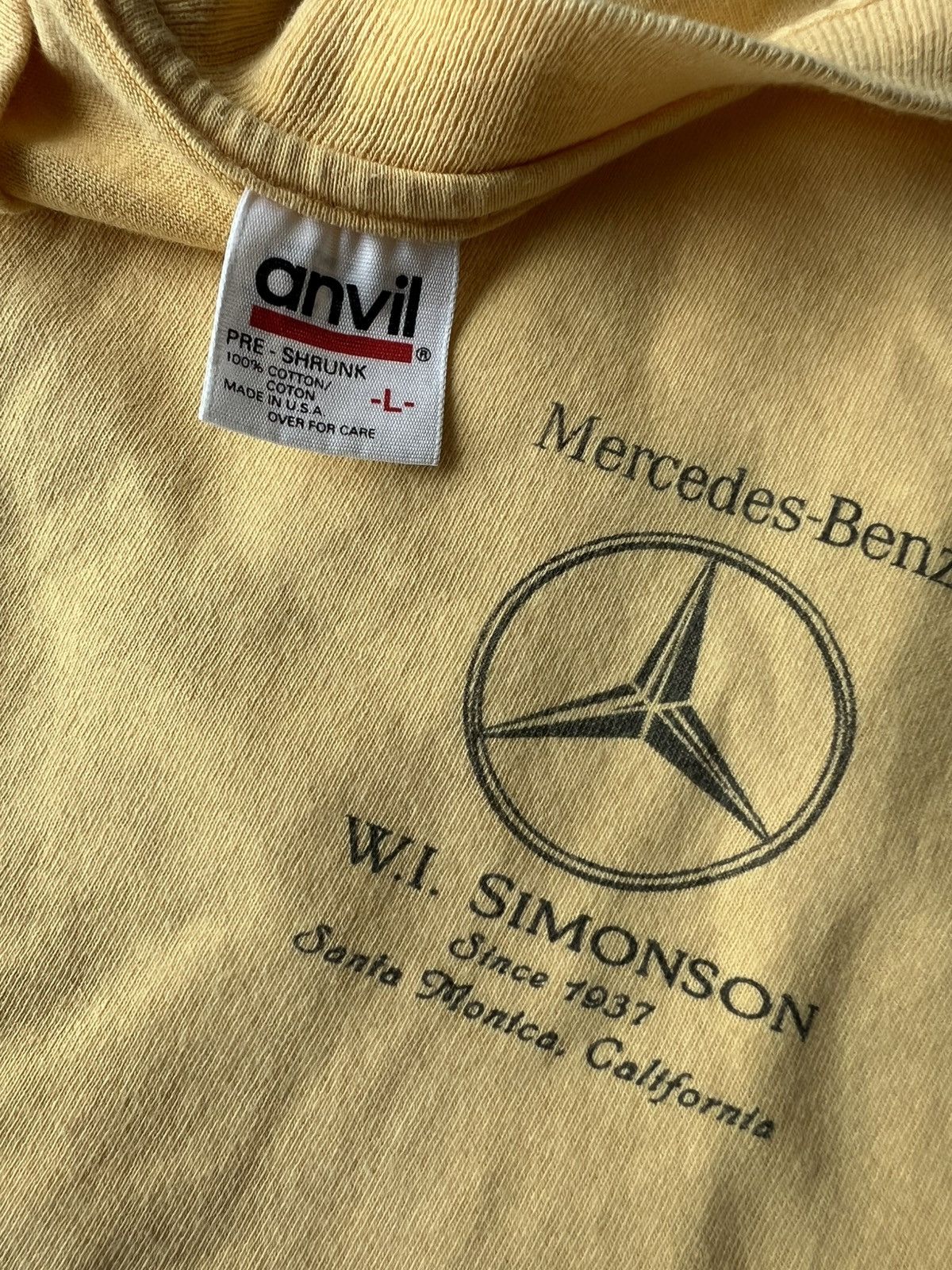 Vintage Vintage 1997 Mercedes Benz Classic Car Show Distressed Tees Size US L / EU 52-54 / 3 - 7 Thumbnail