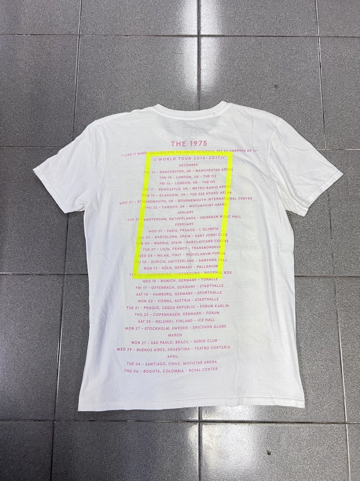 The 1975 The 1975 2016 World Tour Alternative Band Tshirt Size US M / EU 48-50 / 2 - 3 Thumbnail
