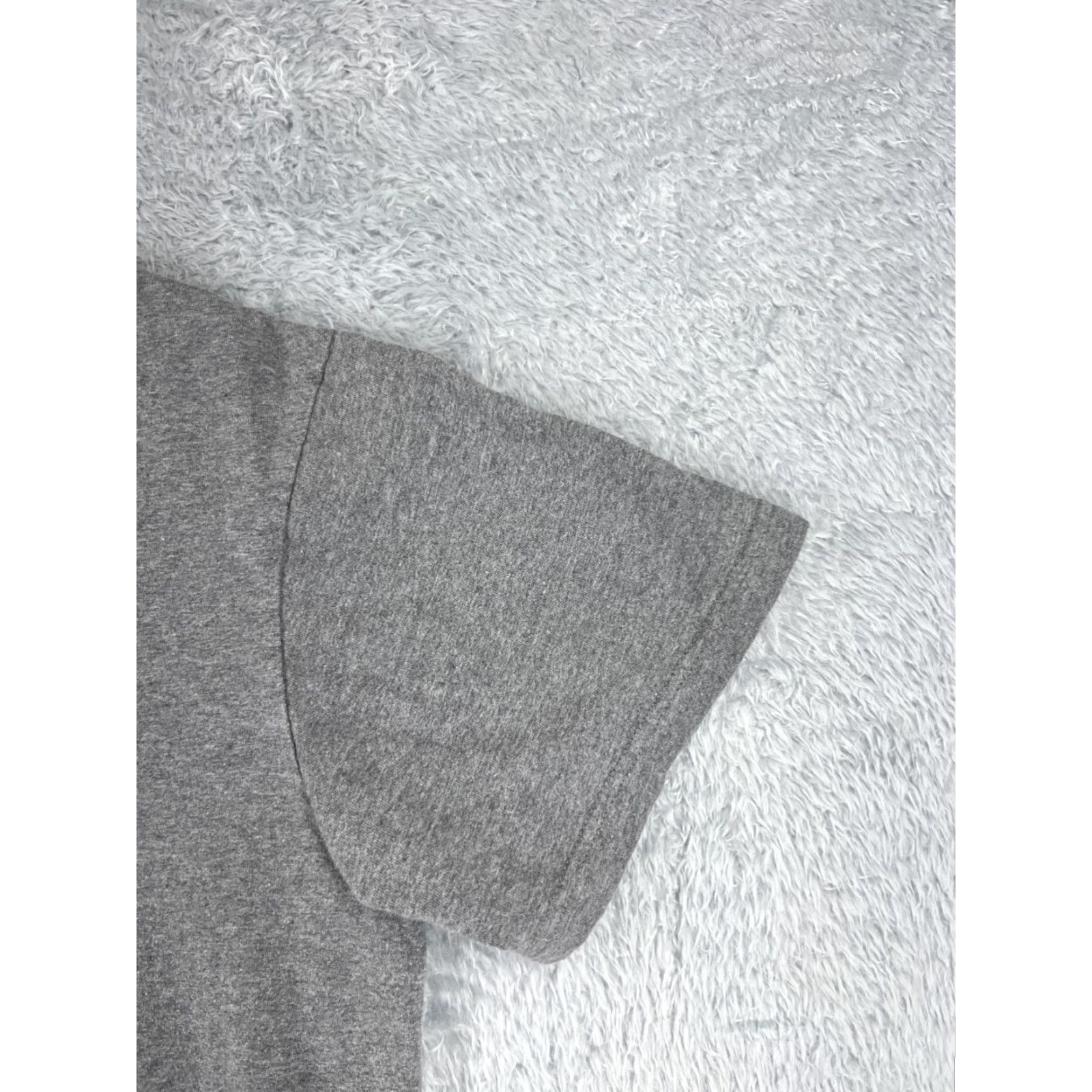 Patagonia Patagonia Shirt Men Medium Gray Cotton Short Sleeve Crew Neck Logo Back View Size US M / EU 48-50 / 2 - 2 Thumbnail