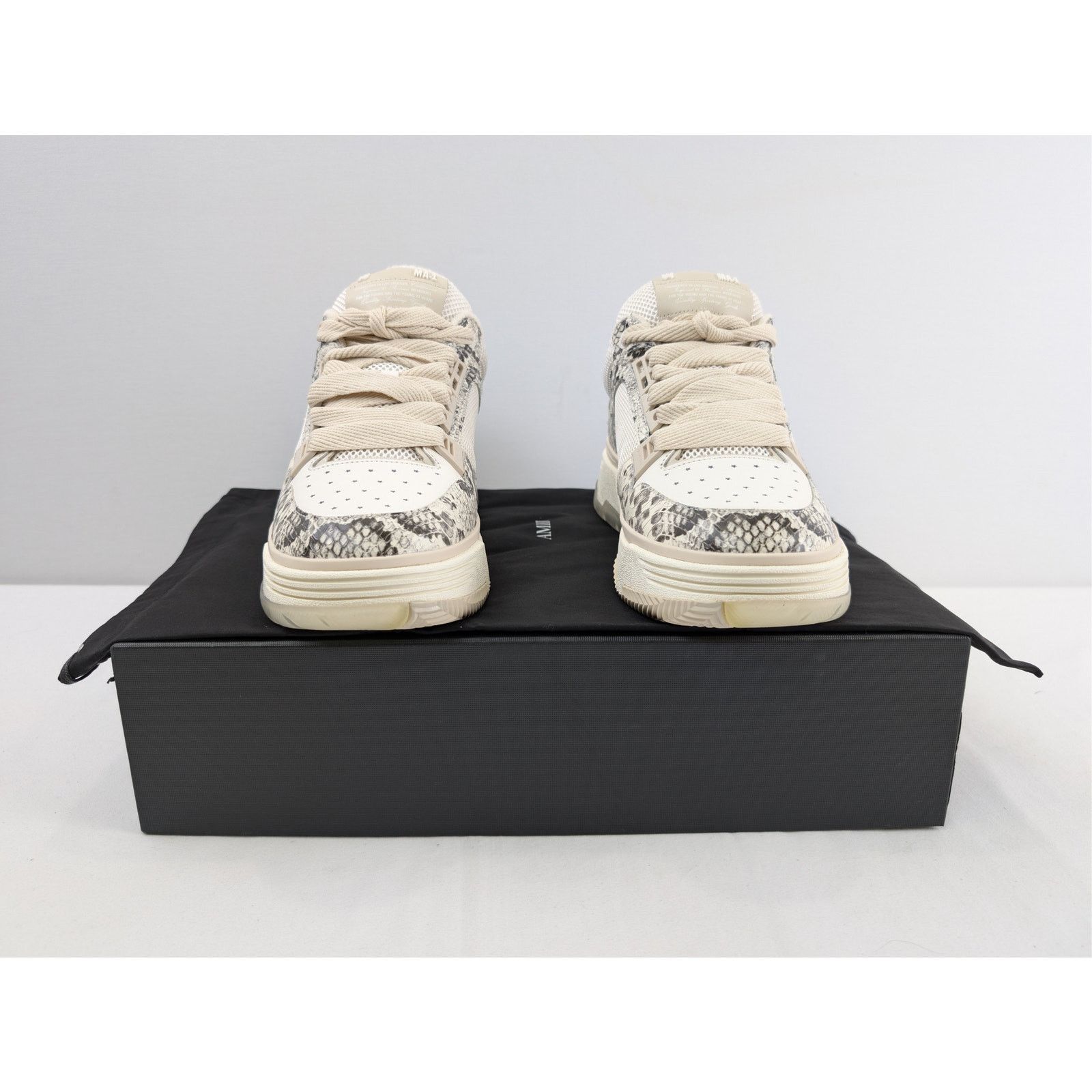 Amiri o1rshd1 Snake MA-1 Top Low Sneakers in Alabaster Size US 11 / EU 44 - 14 Thumbnail