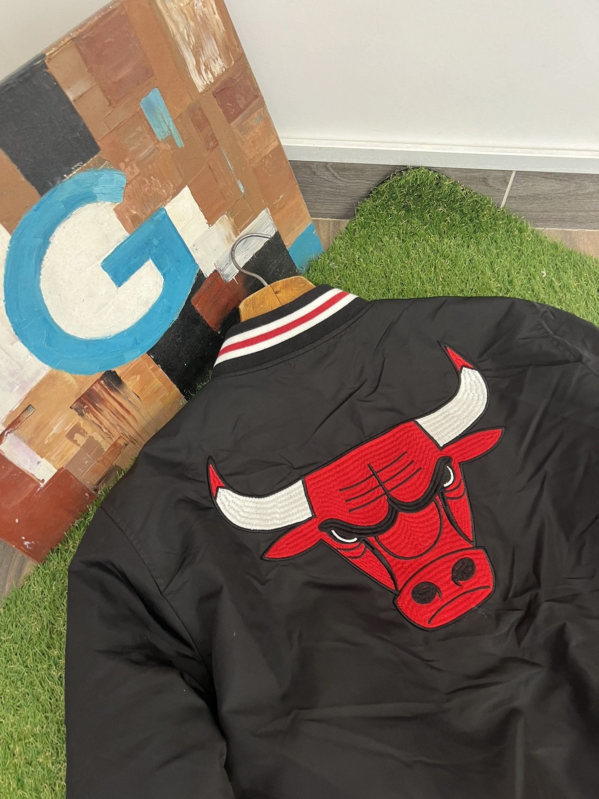 NBA × Vintage Vintage NBA Chicago Bulls Bomber Jacket Size L / US 10 / IT 46 - 11 Thumbnail