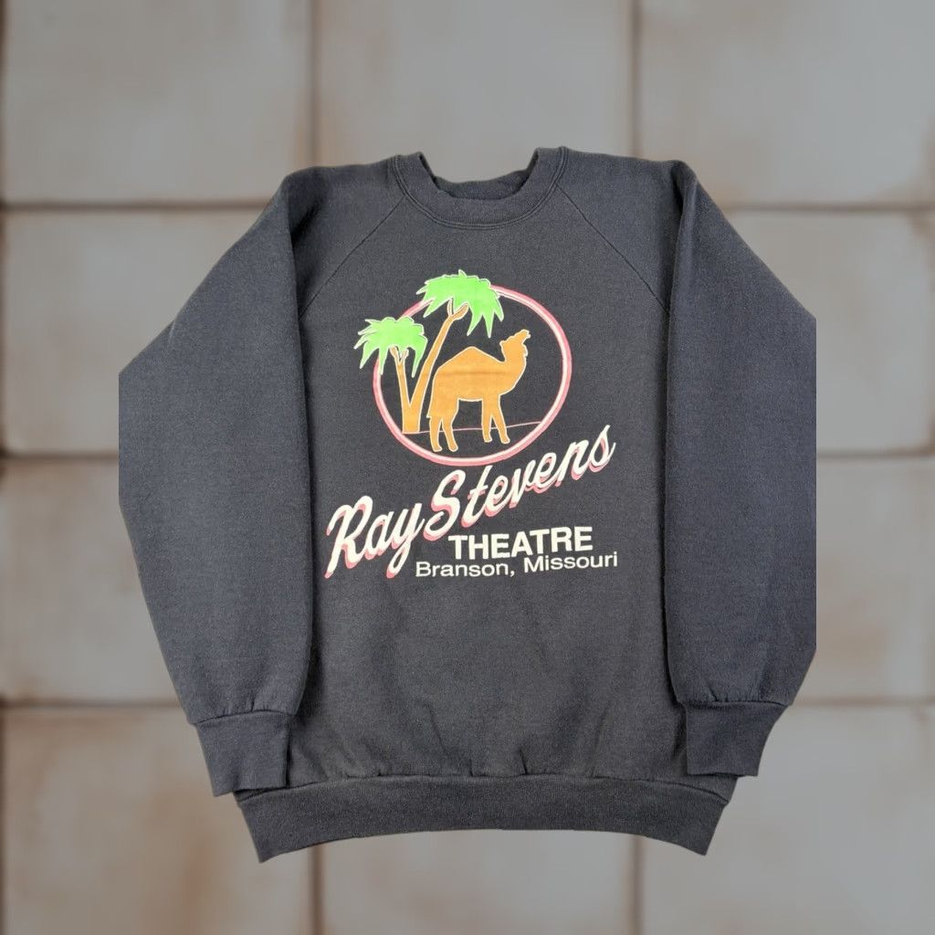 Fruit Of The Loom VINTAGE Ray Steven’s Theatre Sweatshirt Large Black 90s Missouri Branson Cotton Size US L / EU 52-54 / 3 - 1 Thumbnail