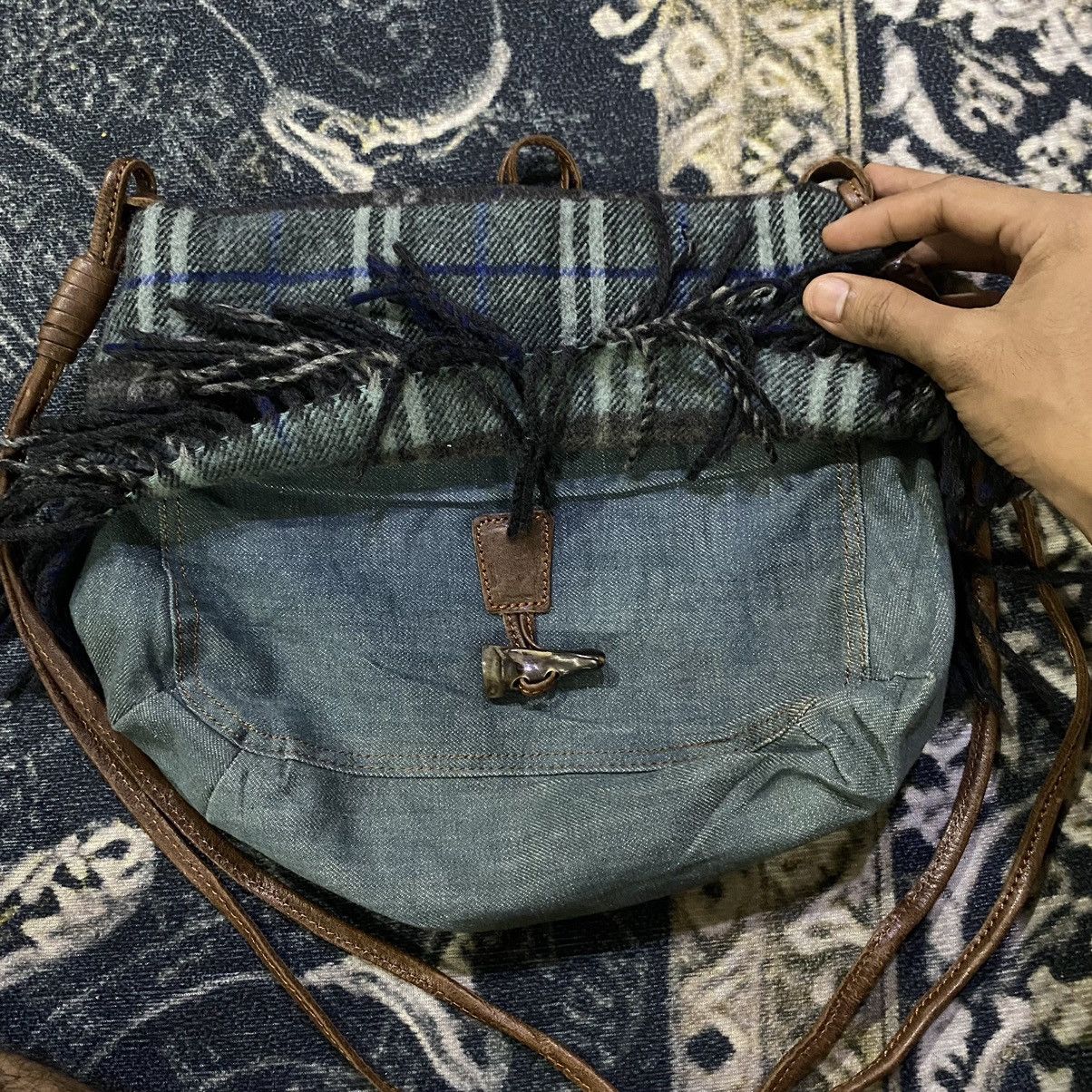 Burberry Burberry Blue Label Vintage Crossbody Bag Size ONE SIZE - 17 Thumbnail