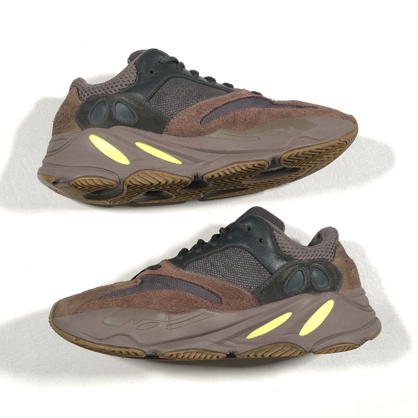 Adidas adidas Yeezy Boost 700 Mauve Sneakers Size 10 Pre Owned Size US 10 / EU 43 - 2 Thumbnail