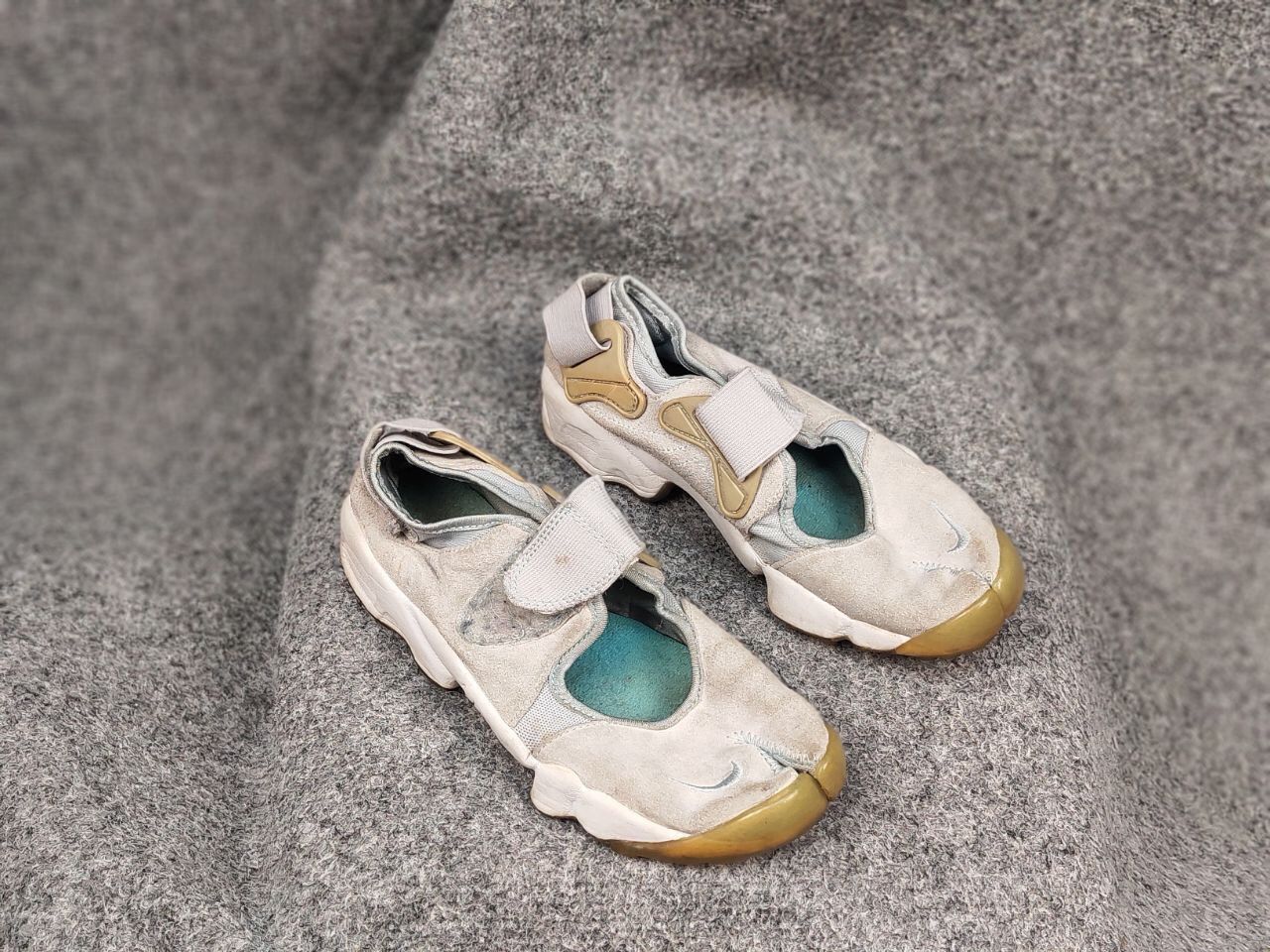 Nike Vintage Nike Air Rift Japan Split Tab Running Shoes Sneaker Size US 5 / EU 37 - 3 Thumbnail