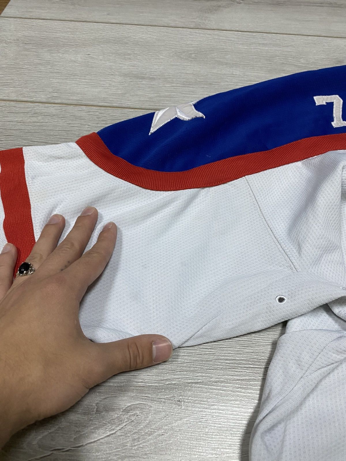 Ecko Unltd. Vintage Ecko Unltd. Seven Deuce Frozen Four Sponsered Jersey Size US L / EU 52-54 / 3 - 9 Thumbnail