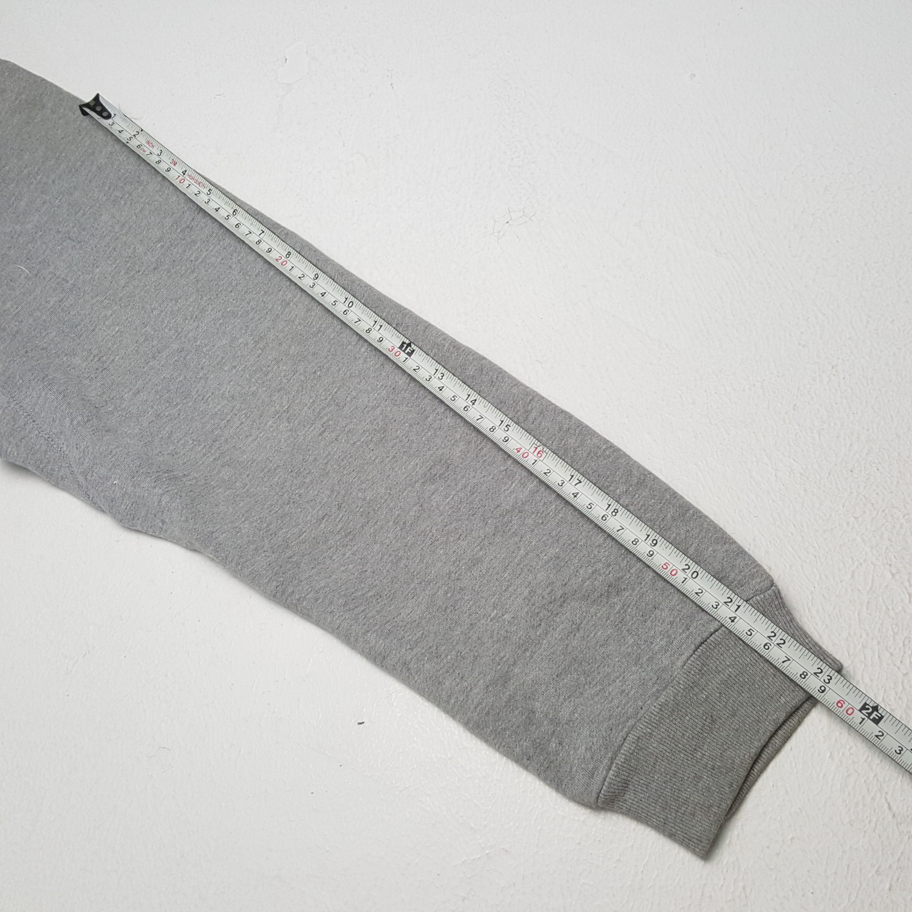 Avirex × Vintage Vintage AVIREX Military Style Streetwear Sweatshirts Size US L / EU 52-54 / 3 - 5 Thumbnail