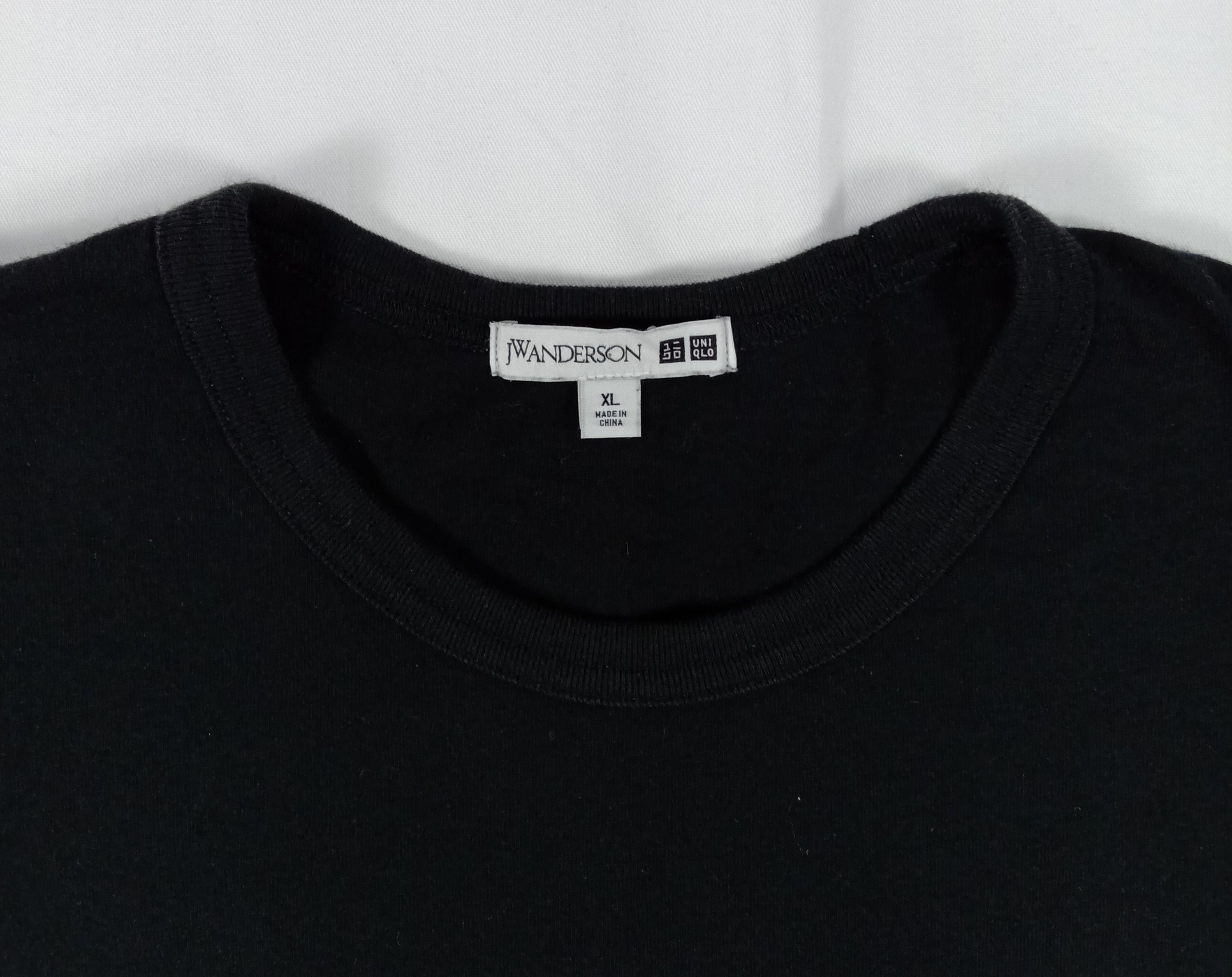 JW Anderson × Uniqlo JW Anderson Uniqlo Art Graphic T Shirt Size US L / EU 52-54 / 3 - 3 Thumbnail