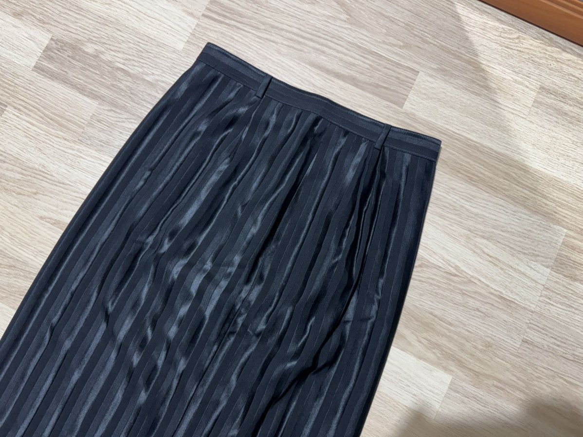 Valentino Valentino Skirt 46/12 Size 32" / US 10 / IT 46 - 3 Thumbnail