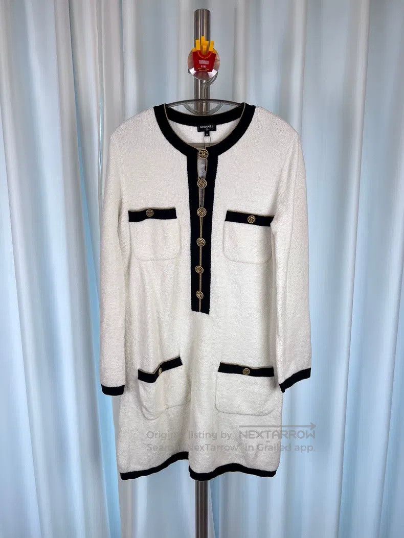 Chanel Chanel Long-sleeved dress made of cruise ship series towel Size XS / US 0-2 / IT 36-38 - 1 Thumbnail