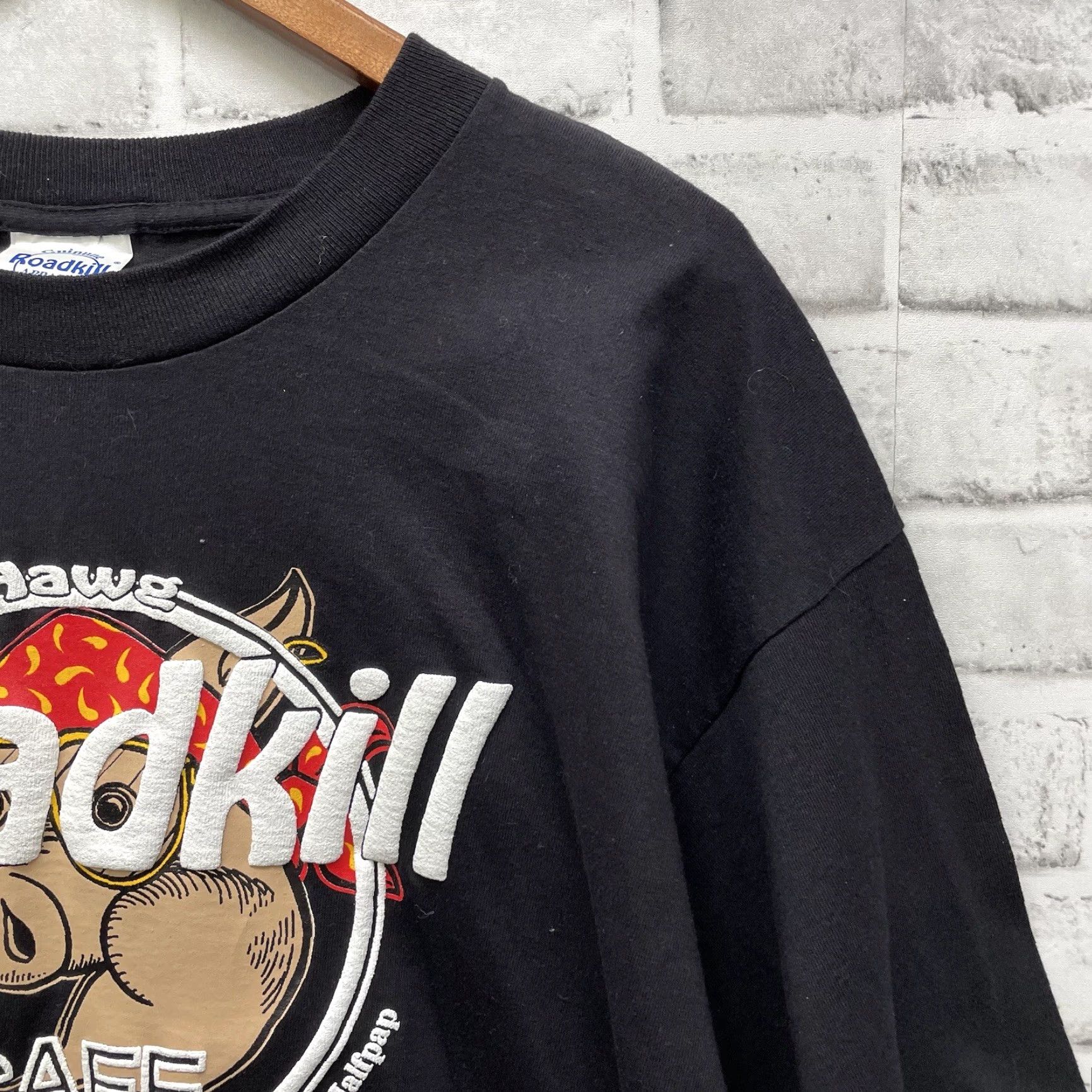Vintage VINTAGE Roadkill T-Shirt Mens XL Black USA 100% Cotton Graphic Tee Size US XL / EU 56 / 4 - 2 Thumbnail