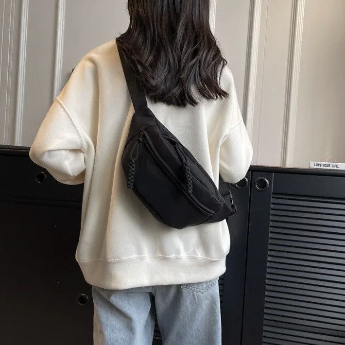 Japanese Brand Banana Sling Crossbody Shoulder Bag Size ONE SIZE - 3 Thumbnail