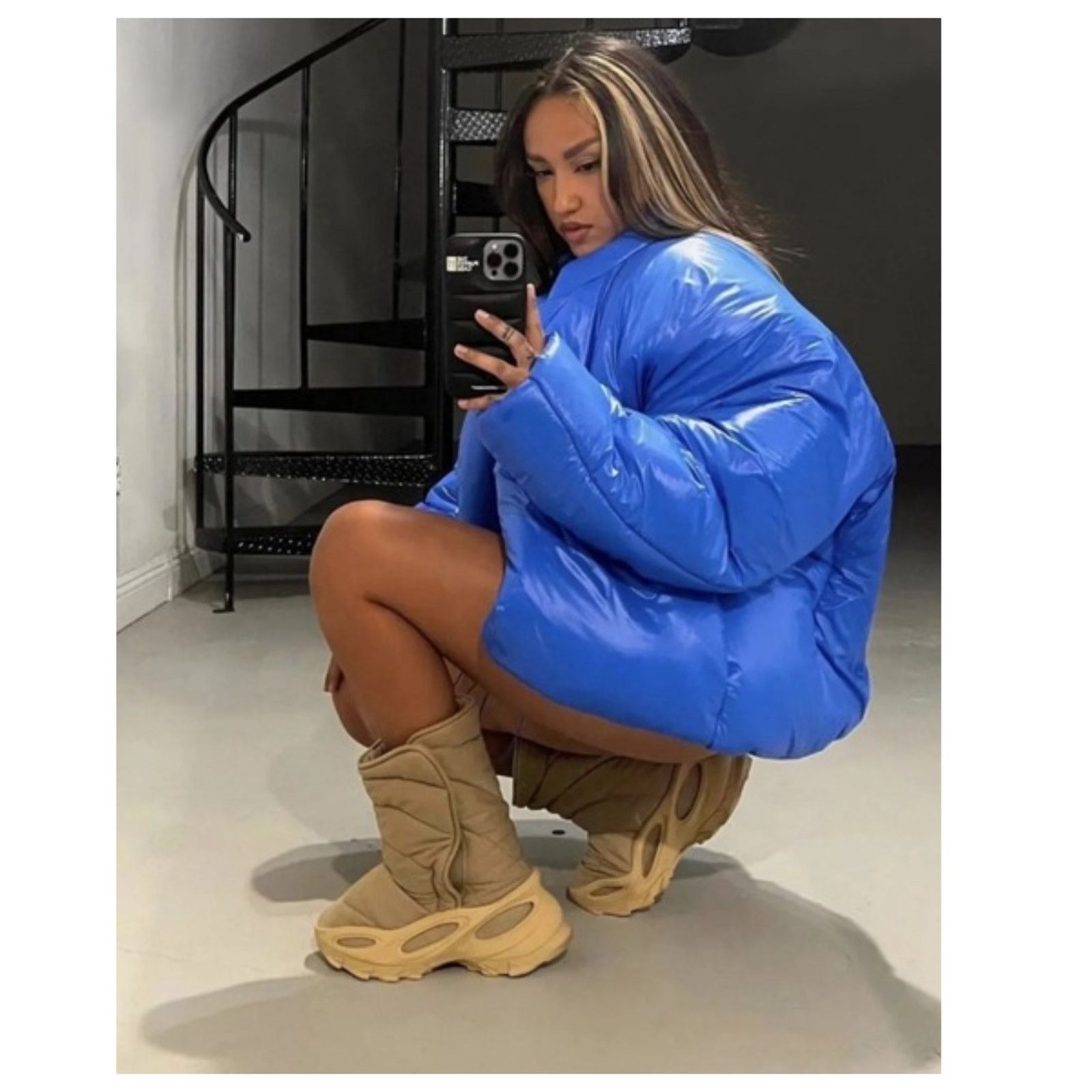 Gap YEEZY X GAP ROUND Cropped Jacket blue Puffer Kanye West (M) Size US M / EU 48-50 / 2 - 11 Thumbnail