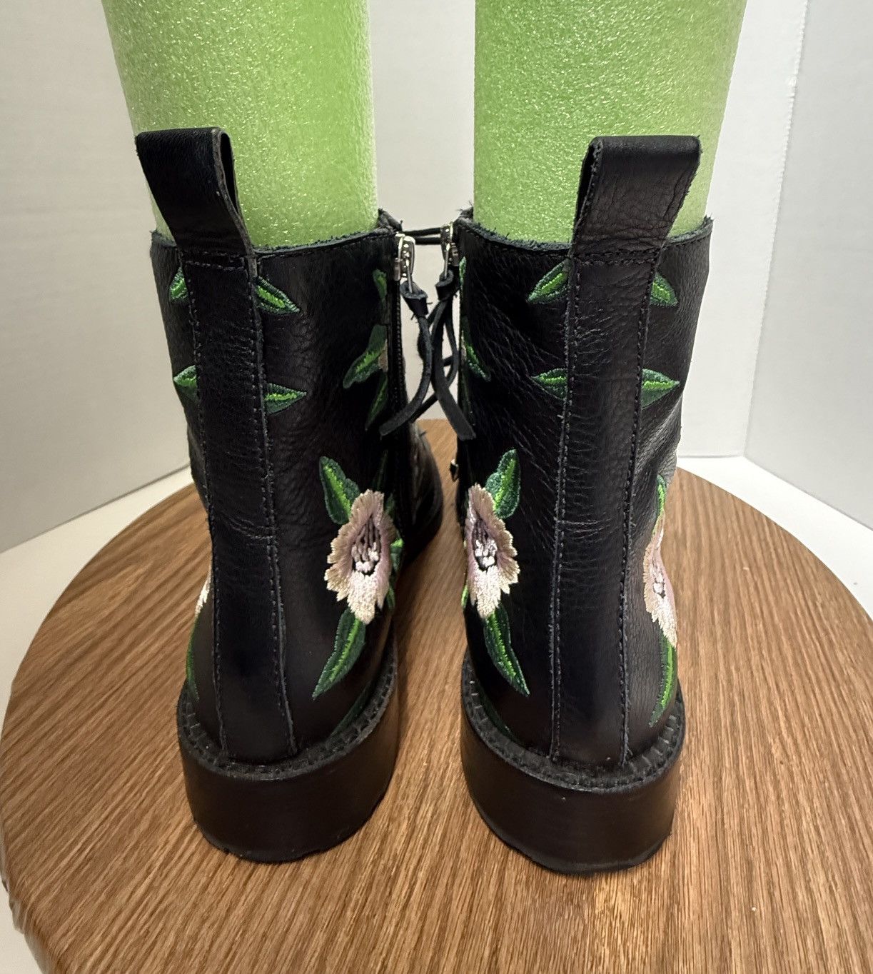 Rebecca Minkoff Rebecca Minkoff Gerry Floral Embroid Black Leather Boots Size US 9 / IT 39 - 3 Thumbnail