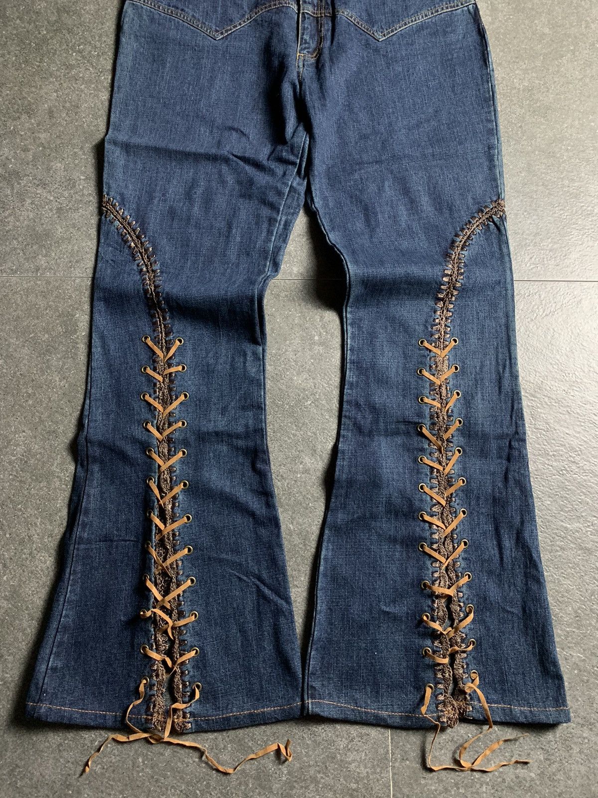 Japanese Brand 2000s Japan Fabric Central Unloader Lace-Up Flared Jeans Size US 30 / EU 46 - 4 Thumbnail