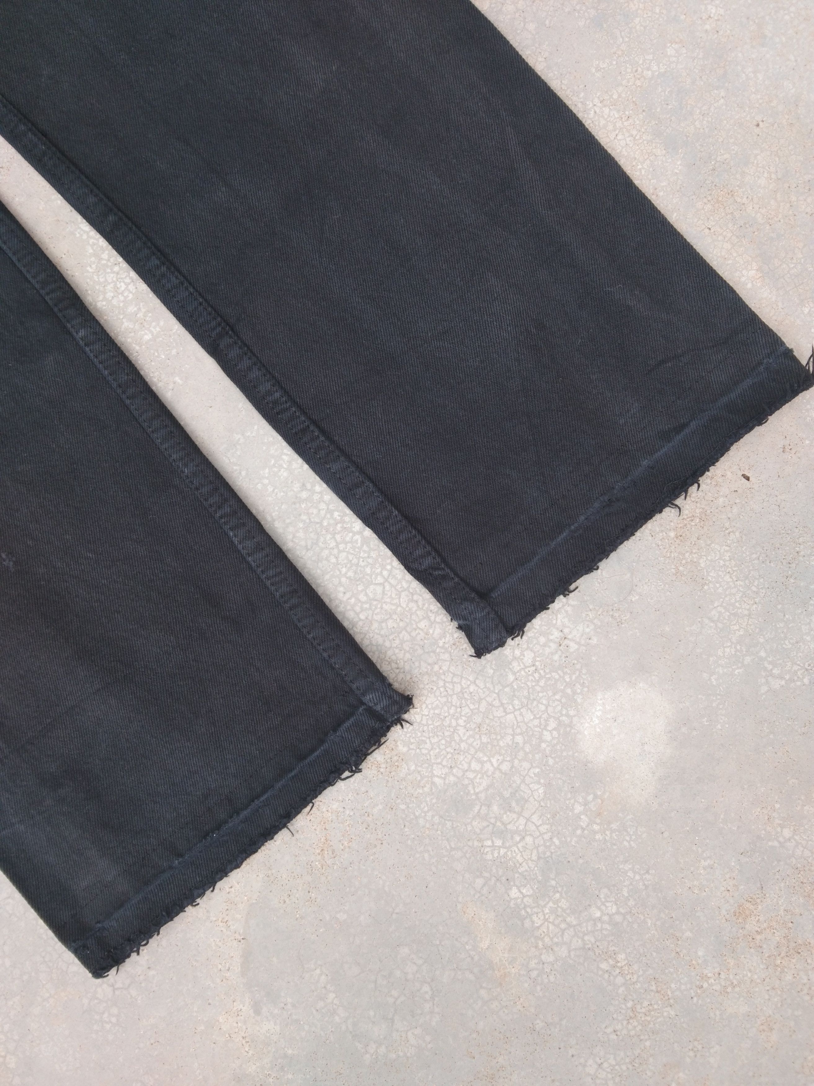 Levi's Vintage Levi's 501 Black Distressed Jeans 27x28 Size US 27 - 3 Thumbnail
