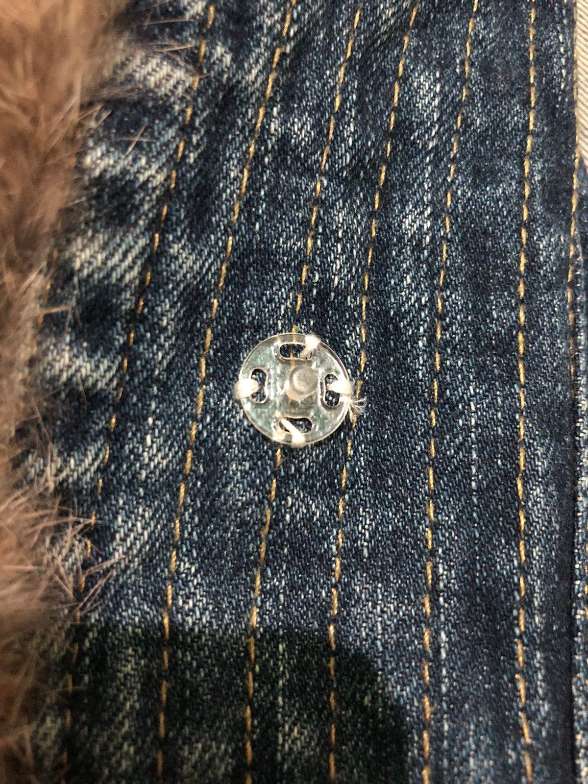 Vintage Encourager Japanese Brand Foxy Denim Jacket n Fur Rabbit Size S / US 4 / IT 40 - 9 Thumbnail