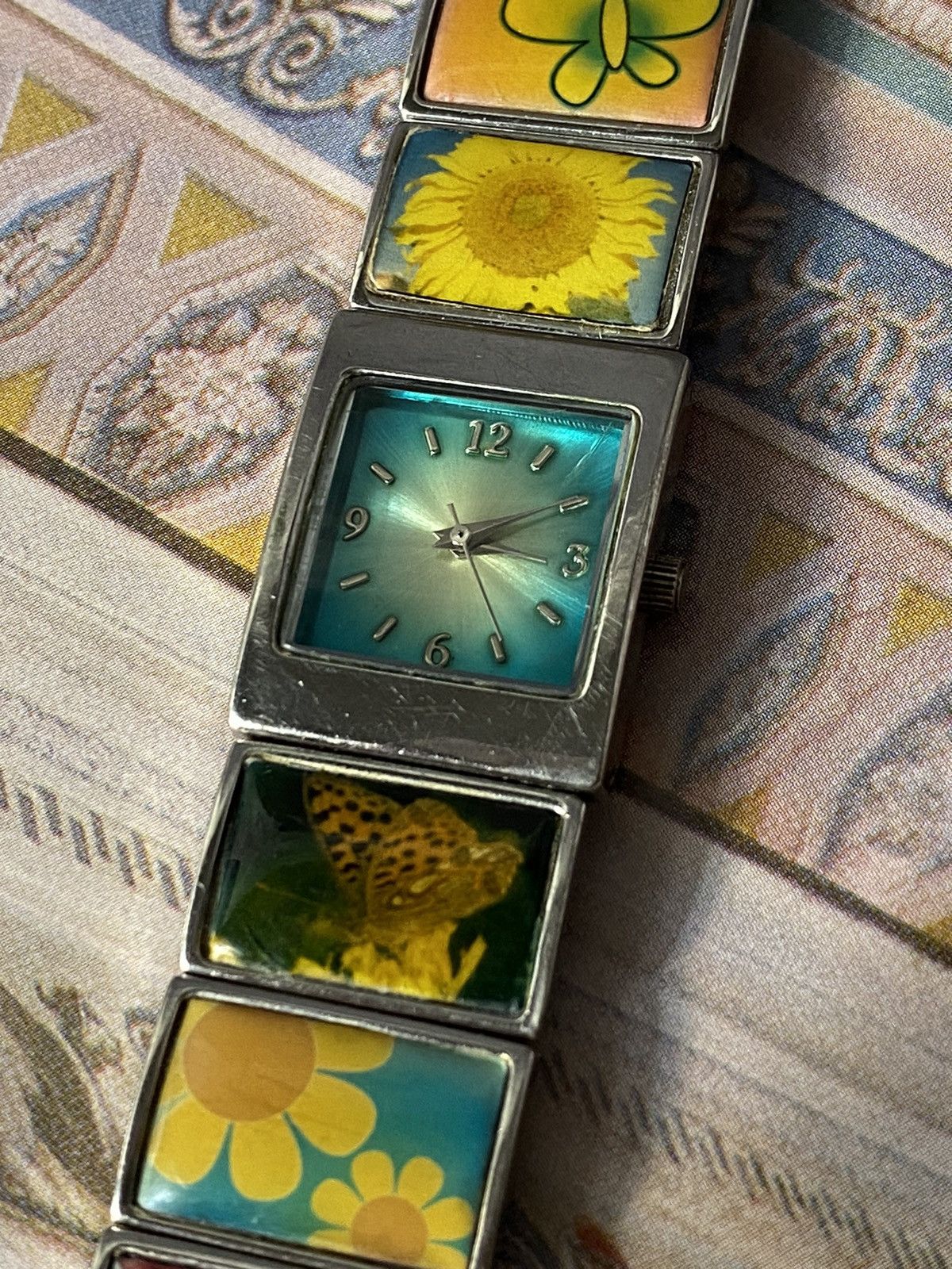 Japanese Brand Floral Butterfly Watch V-350 Japan Movt Size ONE SIZE - 10 Thumbnail