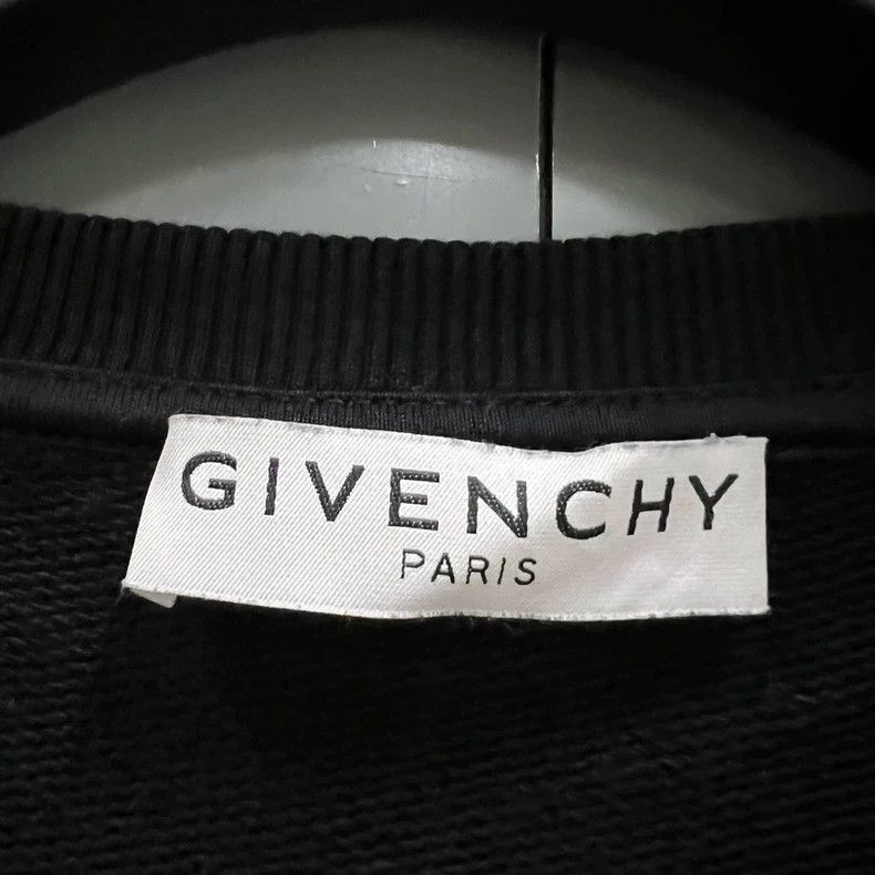 Givenchy Givenchy Front Letter Print Hoodie Size US L / EU 52-54 / 3 - 4 Thumbnail