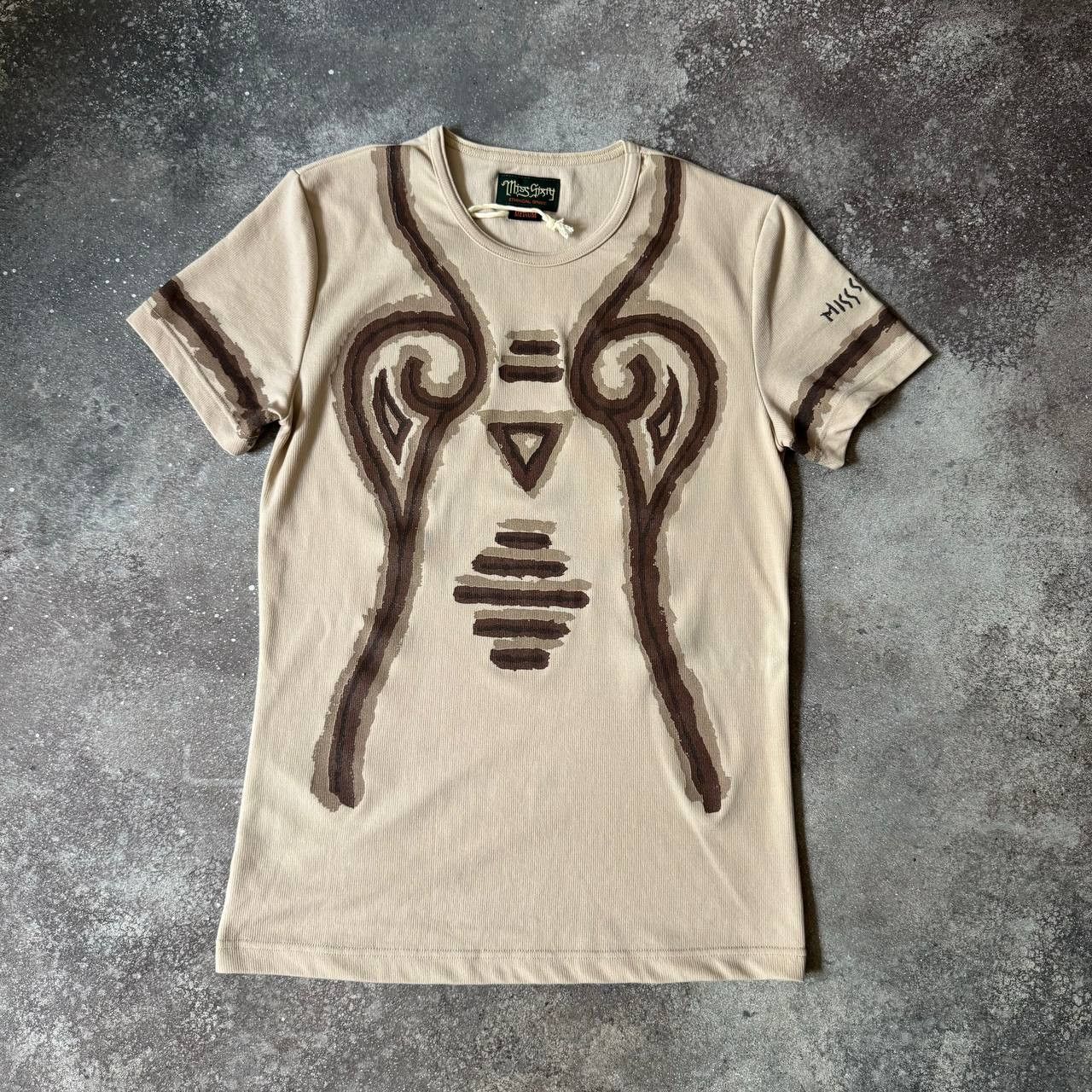 Japanese Brand × Miss Sixty Miss Sixty Avant-Garde Vintage Tribal T-Shirt Size M / US 6-8 / IT 42-44 - 1 Thumbnail