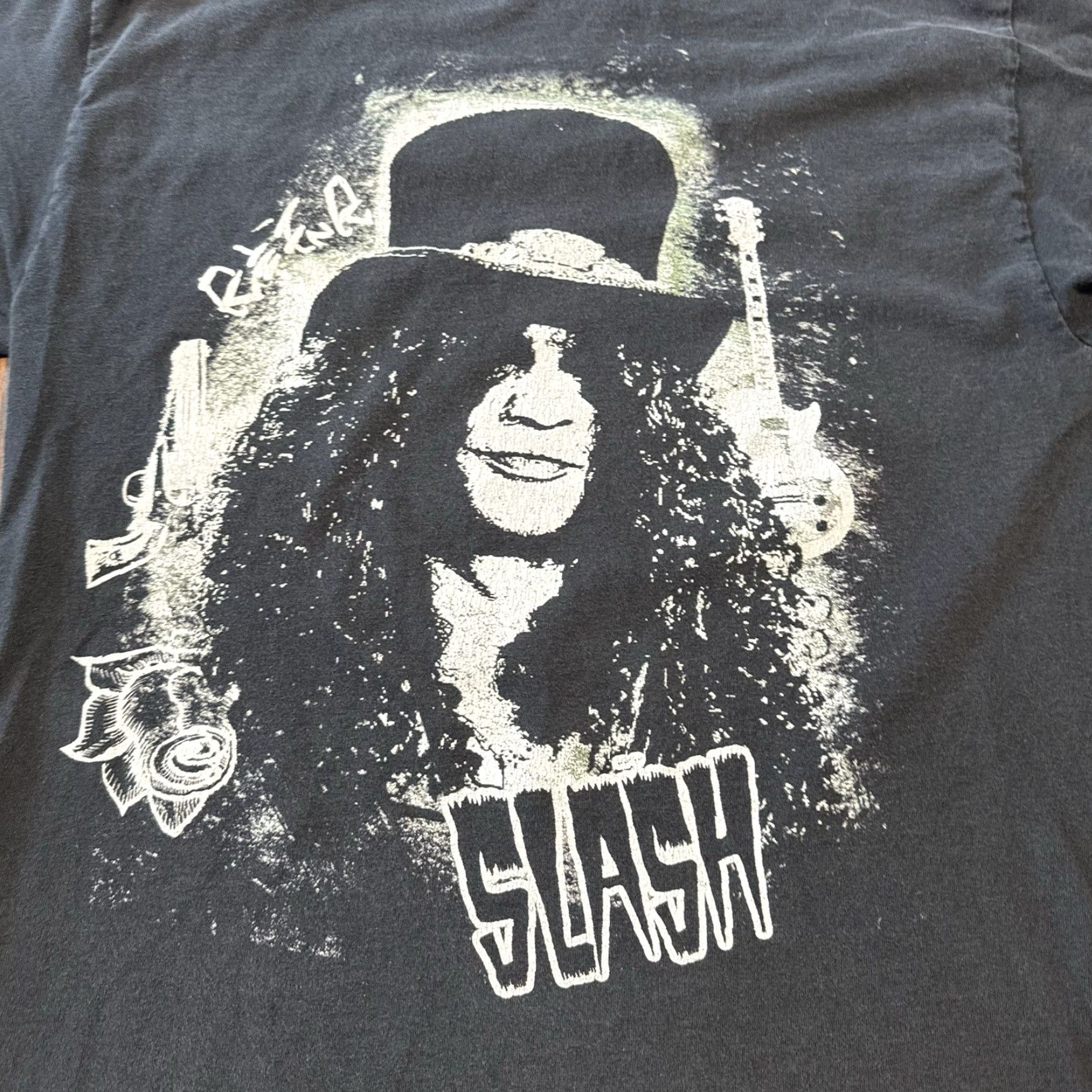 Hanes VINTAGE Hanes Slash Guns & Roses R&FN'R T Shirt Large L Men Crew Neck Graphic Tee Rock N Roll Black Cotton Short Sleeve Size US L / EU 52-54 / 3 - 2 Thumbnail