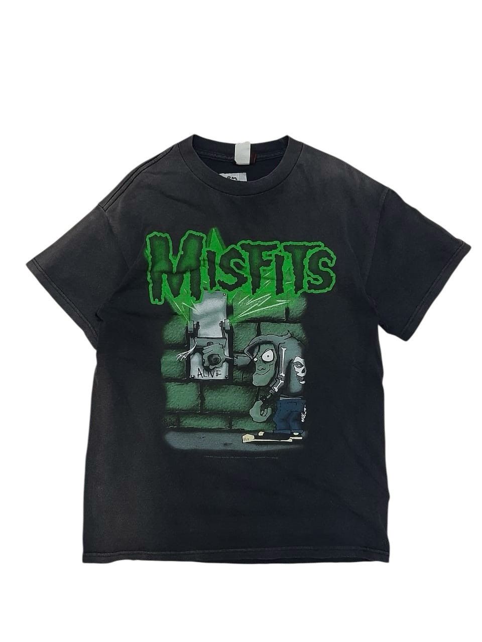 Band Tees Vintage Misfit Band Rare Design Size US M / EU 48-50 / 2 - 1 Thumbnail