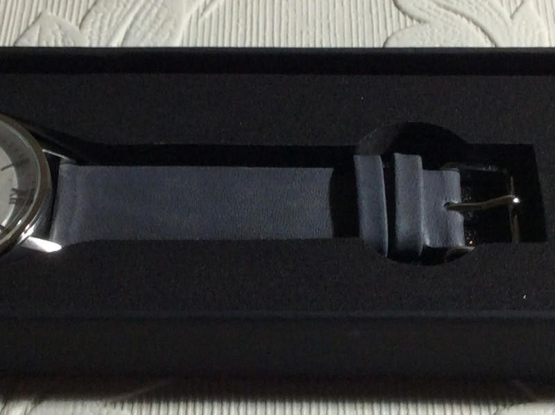 Designer Unknown men's white dial leather strap watch Size ONE SIZE - 4 Thumbnail