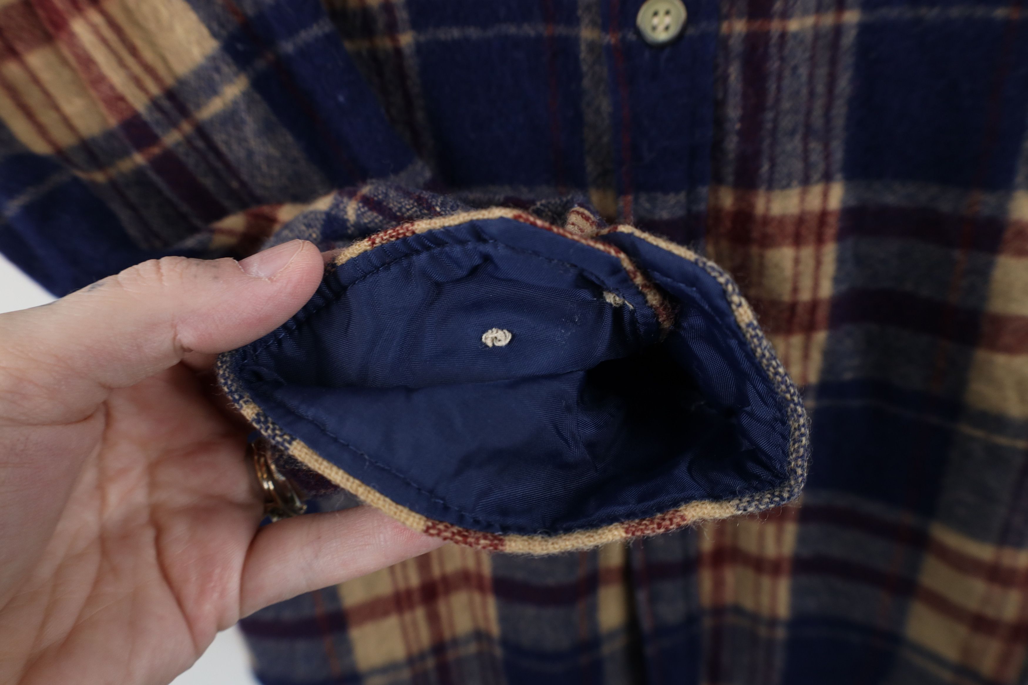 Vintage Vintage 70s 80s Streetwear Knit Collared Button Shirt Plaid Size US M / EU 48-50 / 2 - 6 Thumbnail