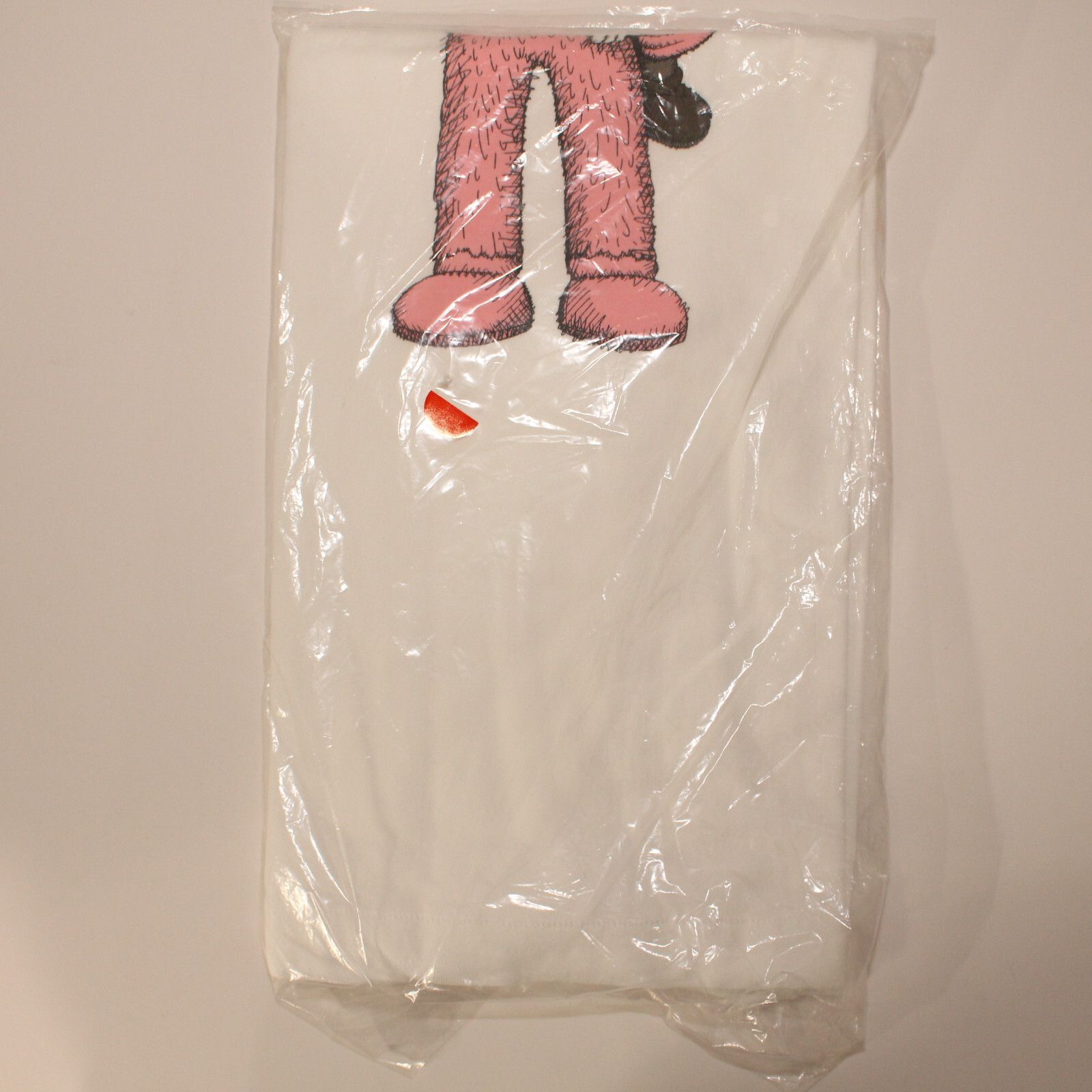 Kaws KAWS x Uniqlo Take Pink BFF White Tee - Size Small (S) - Ne Size US S / EU 44-46 / 1 - 4 Thumbnail