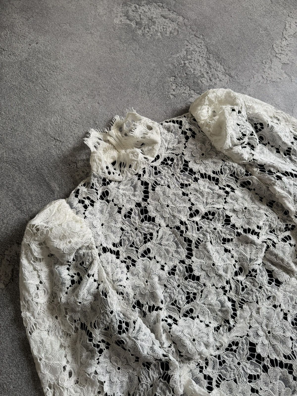 Sandro Sandro 36 white lace mini dress 👗 puff long sleeve Size XS / US 0-2 / IT 36-38 - 2 Thumbnail