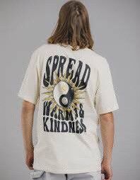 Japanese Brand RARE RSQ x Smiley Spread Warmth Backhit Tee Size US L / EU 52-54 / 3 - 1 Thumbnail