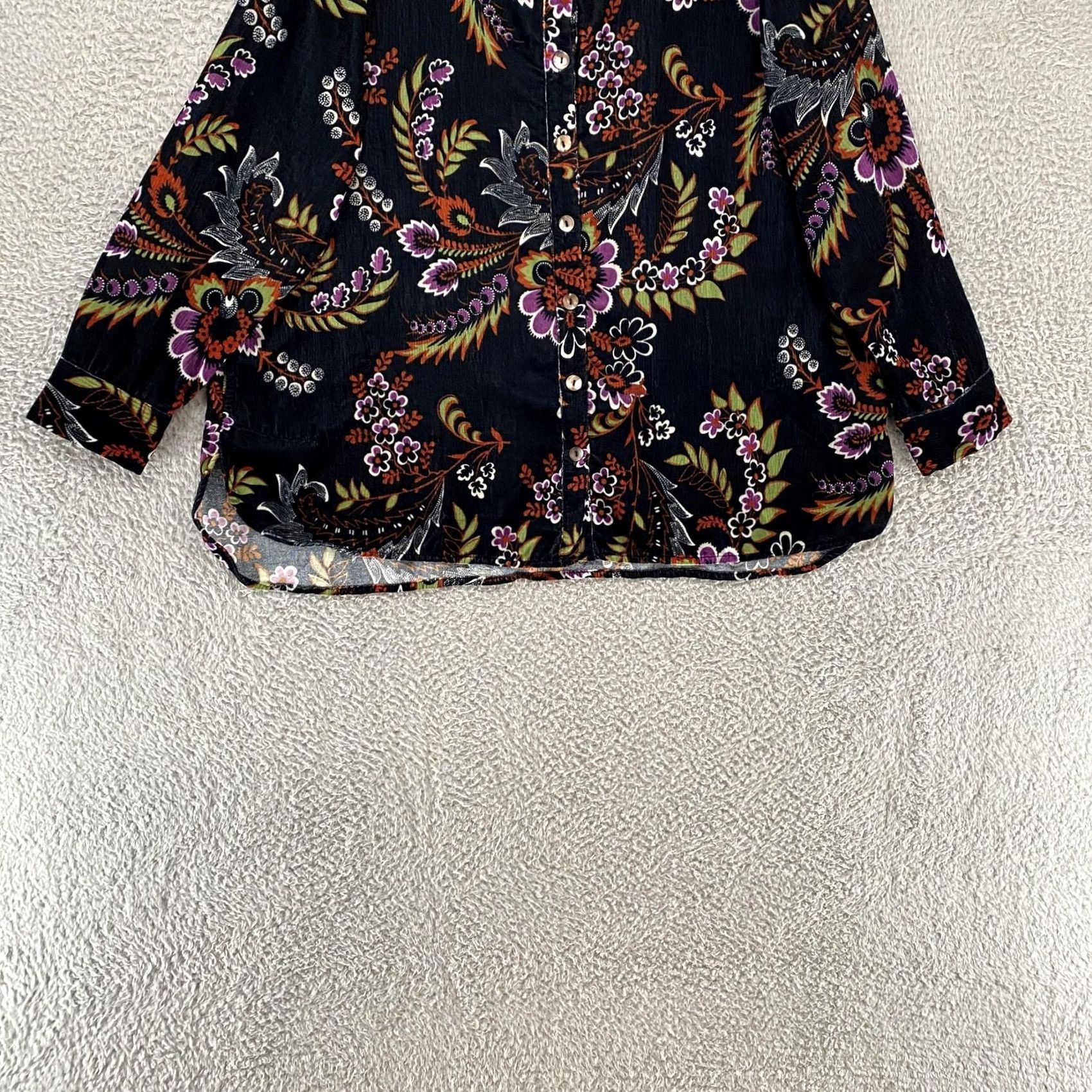 Soft Surroundings Soft Surroundings Velvet Top Womens 1X Floral Button Up Blouse Boho Black Velvet Button-Up Tunic Long Sleeve Size XL / US 12-14 / IT 48-50 - 3 Thumbnail