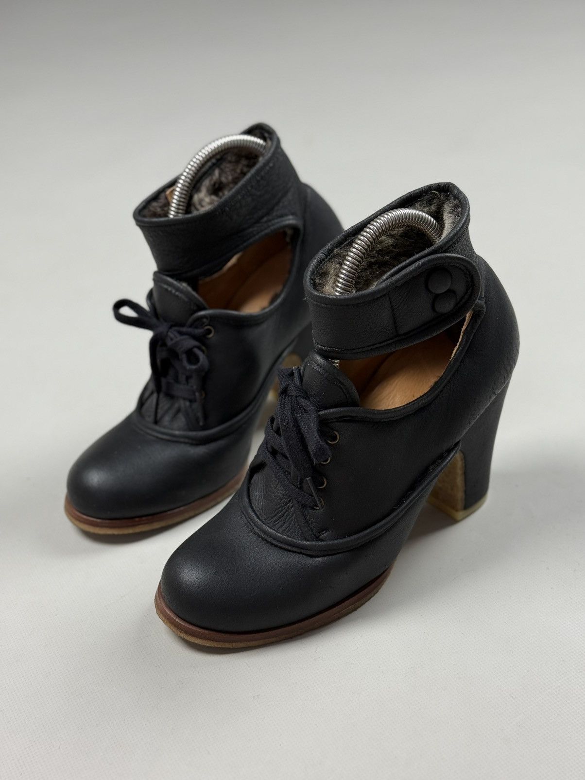 Other Chie Mihara Ladies Leather Heels Boots Fur Lined Size 38.5 Size US 8.5 / IT 38.5 - 16 Thumbnail