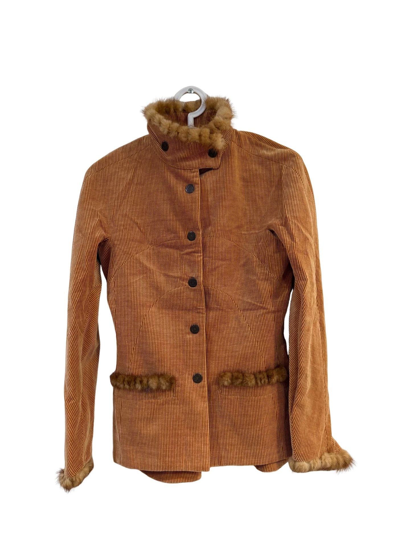 Chanel Chanel Fur Trim Corduroy Jacket 34 Size XS / US 0-2 / IT 36-38 - 1 Thumbnail
