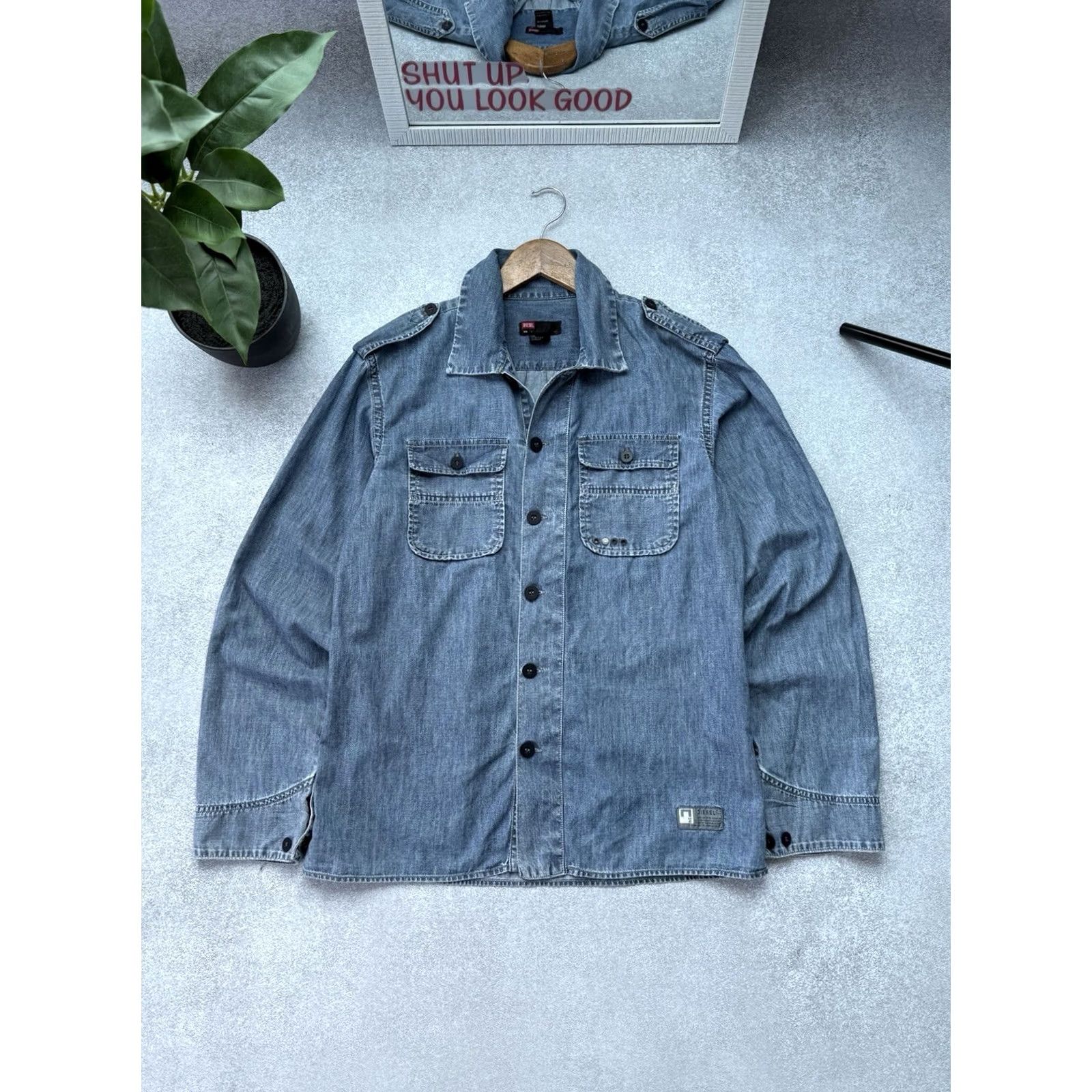 Diesel VINTAGE Diesel Button Up Denim Shirt Pocket Workwear Blue Men’s L Shirt Size US L / EU 52-54 / 3 - 2 Thumbnail