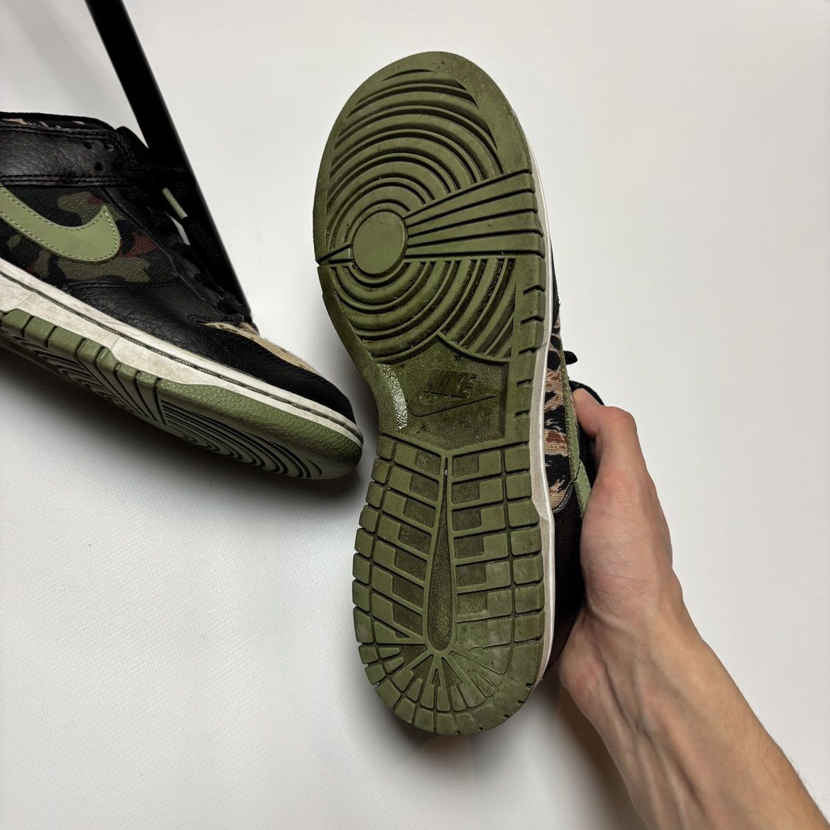 Nike nike dunk low black camo 9.5 us Size US 9.5 / EU 42-43 - 4 Thumbnail